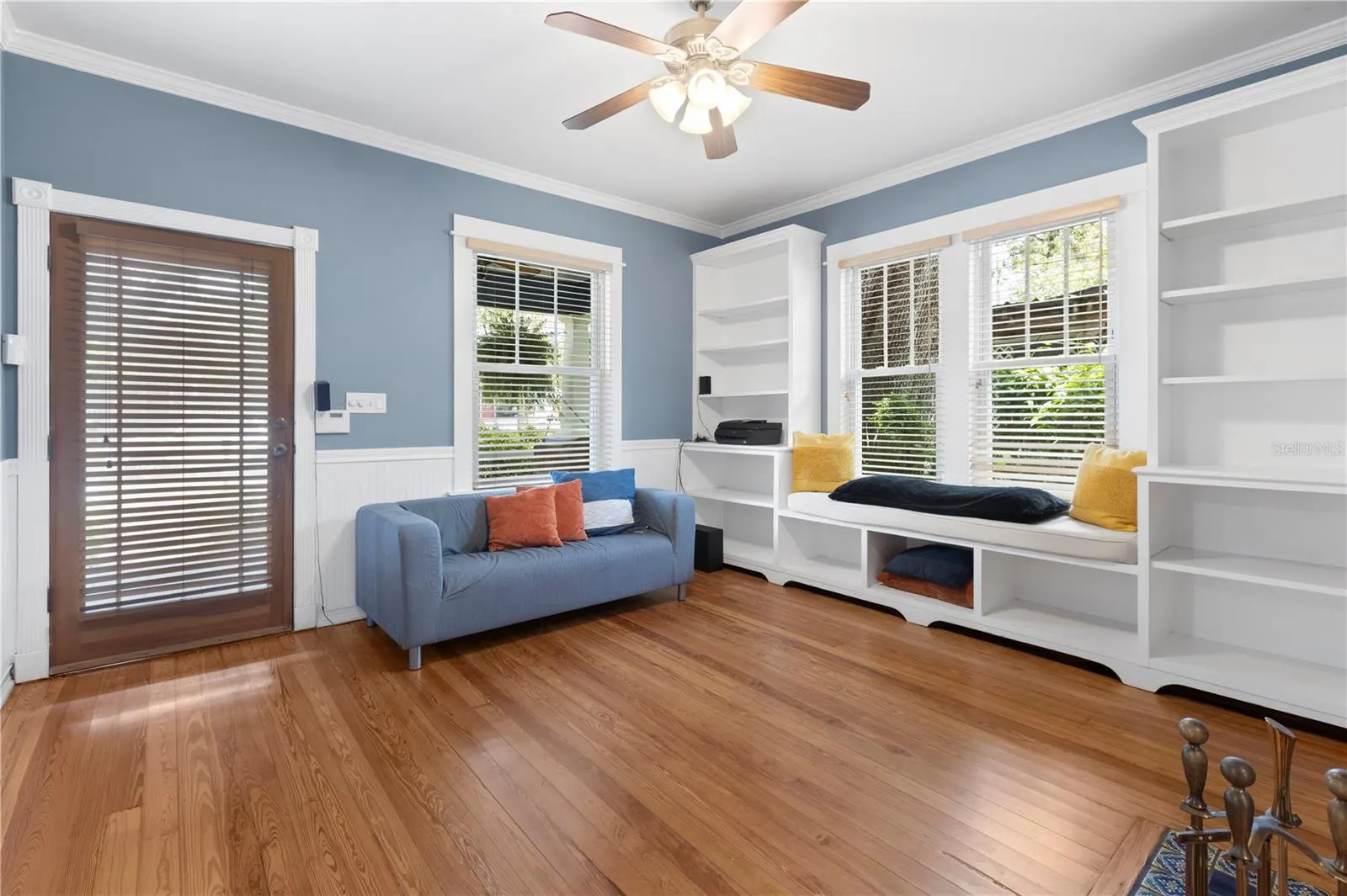 226 W FERN ST