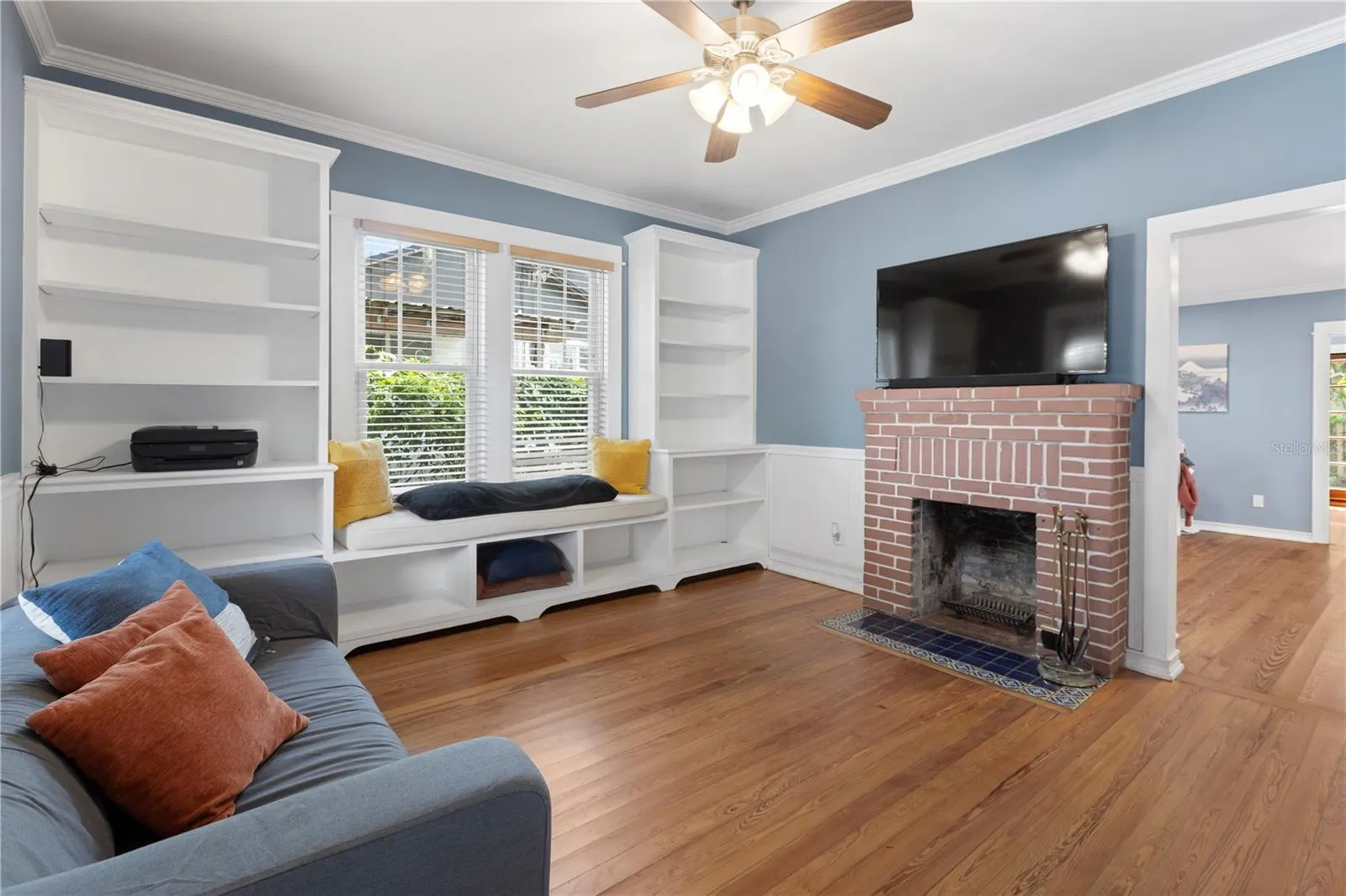 226 W FERN ST