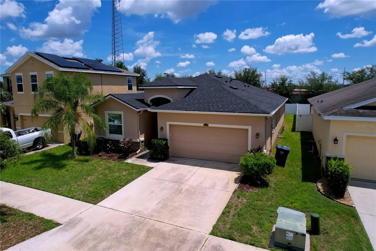 11428 WARREN OAKS PL