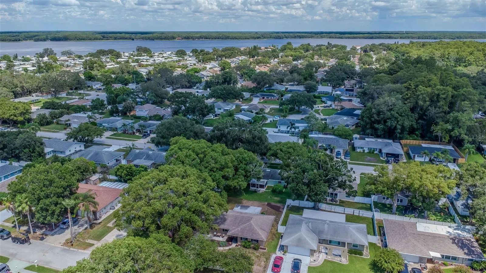 3250 CAUSEWAY DR