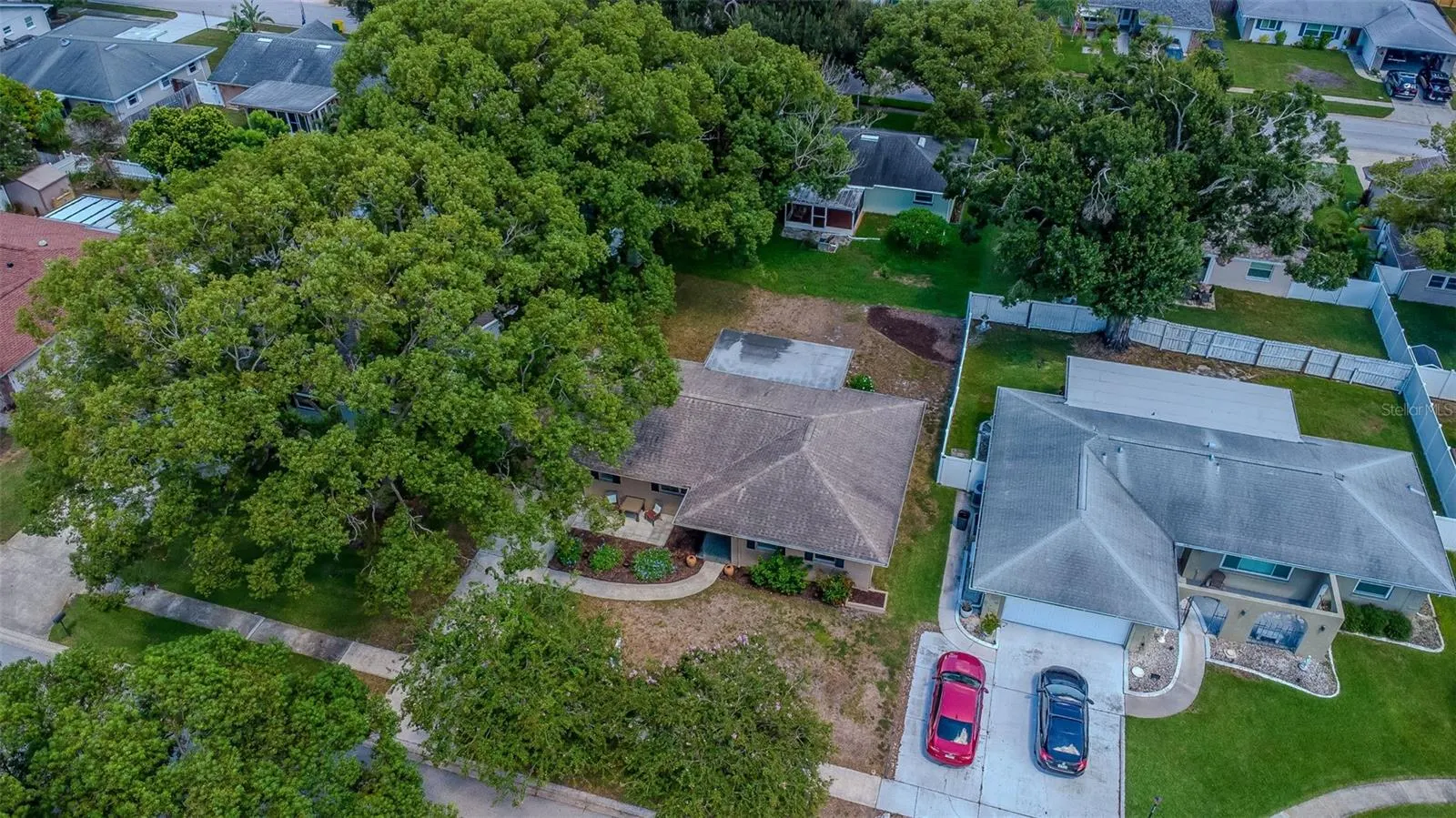 3250 CAUSEWAY DR