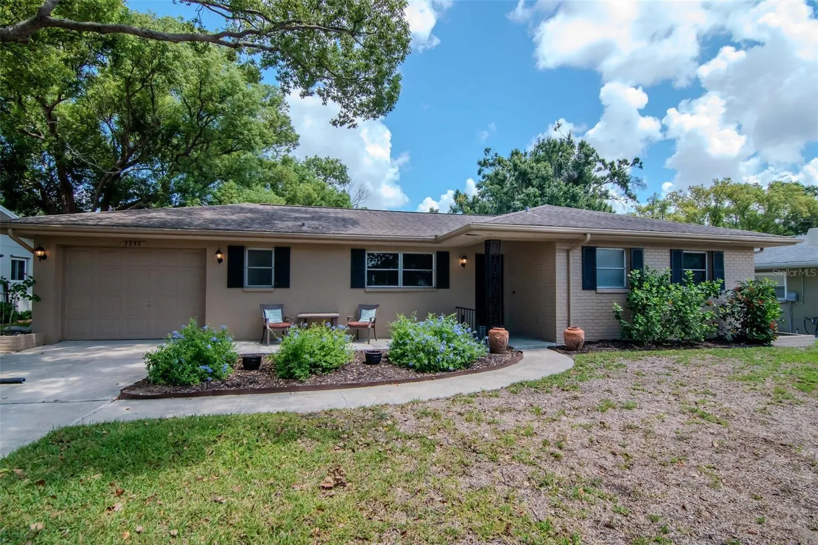 3250 CAUSEWAY DR