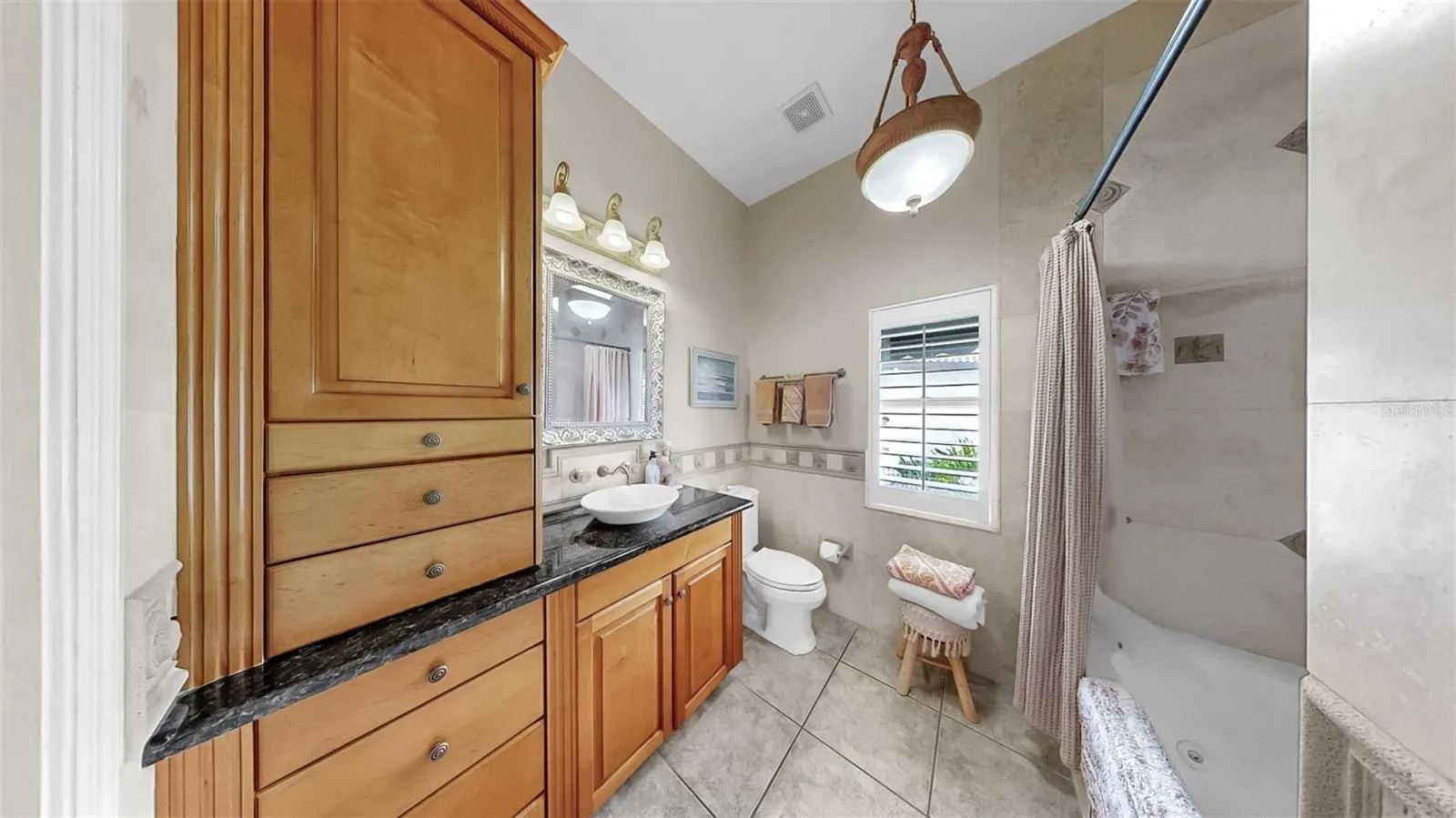 914 CAPRICCIO LN