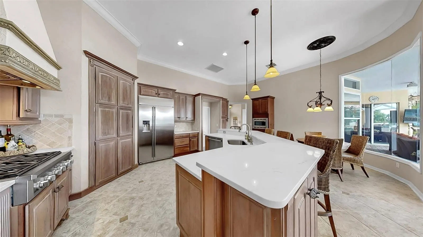 914 CAPRICCIO LN