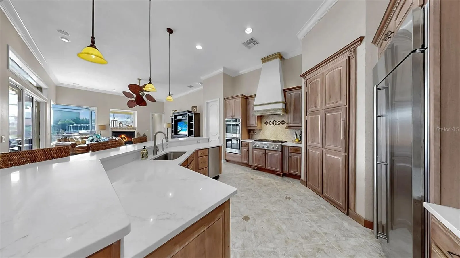 914 CAPRICCIO LN