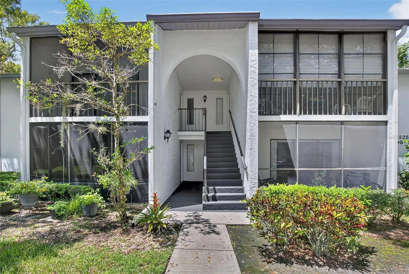 1225 PINE RIDGE CIR W #A2, #A2