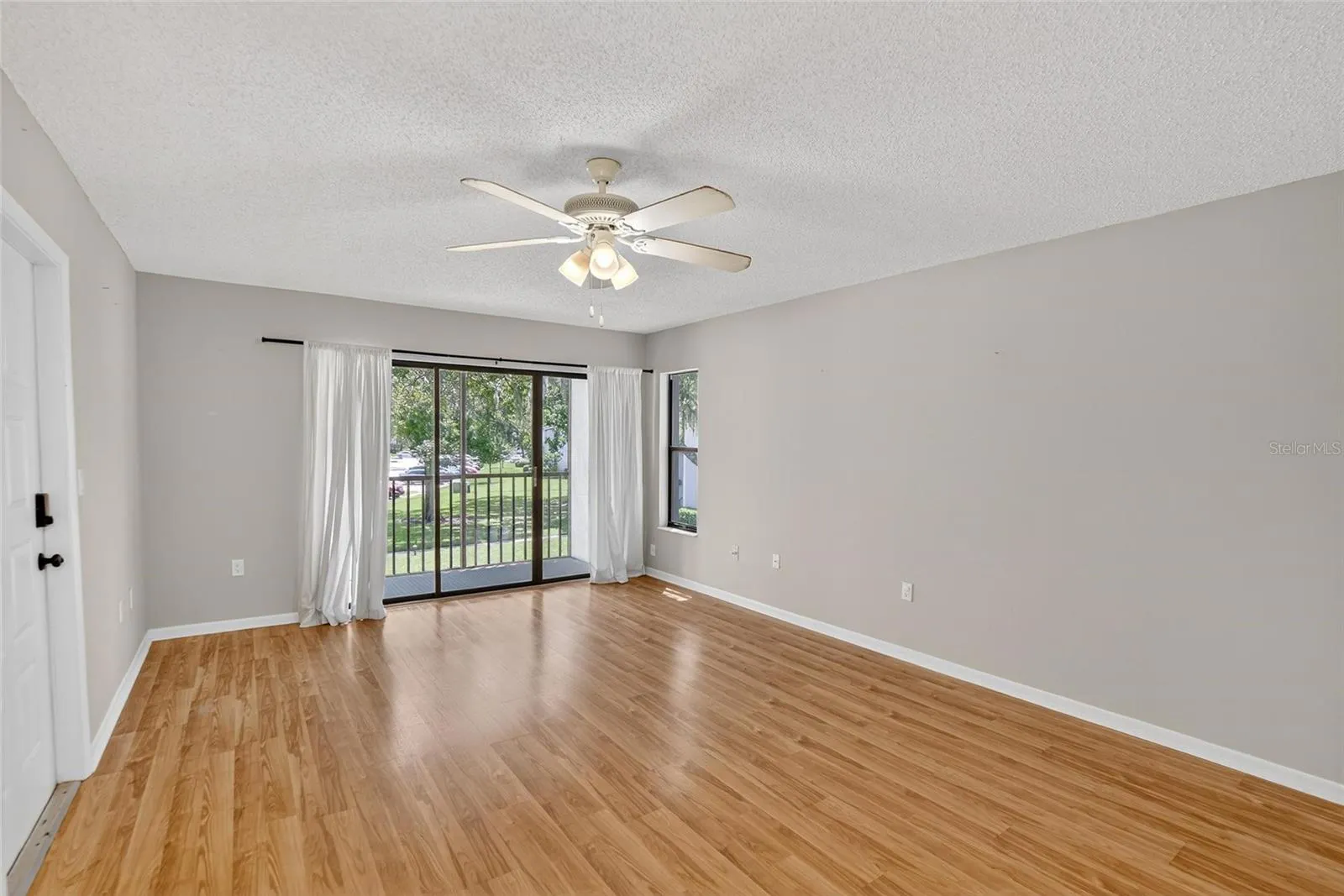 1225 PINE RIDGE CIR W #A2, #A2