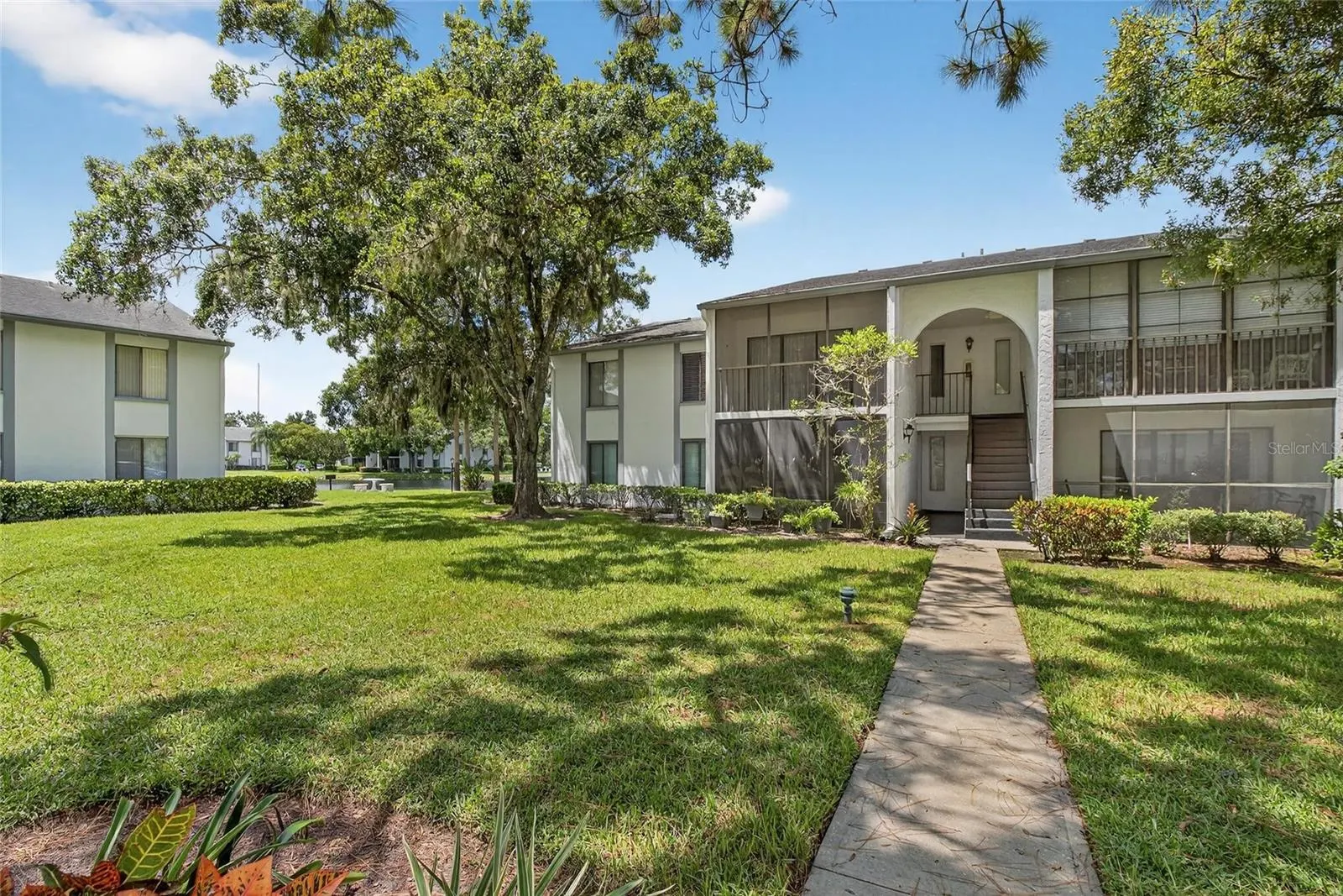 1225 PINE RIDGE CIR W #A2, #A2
