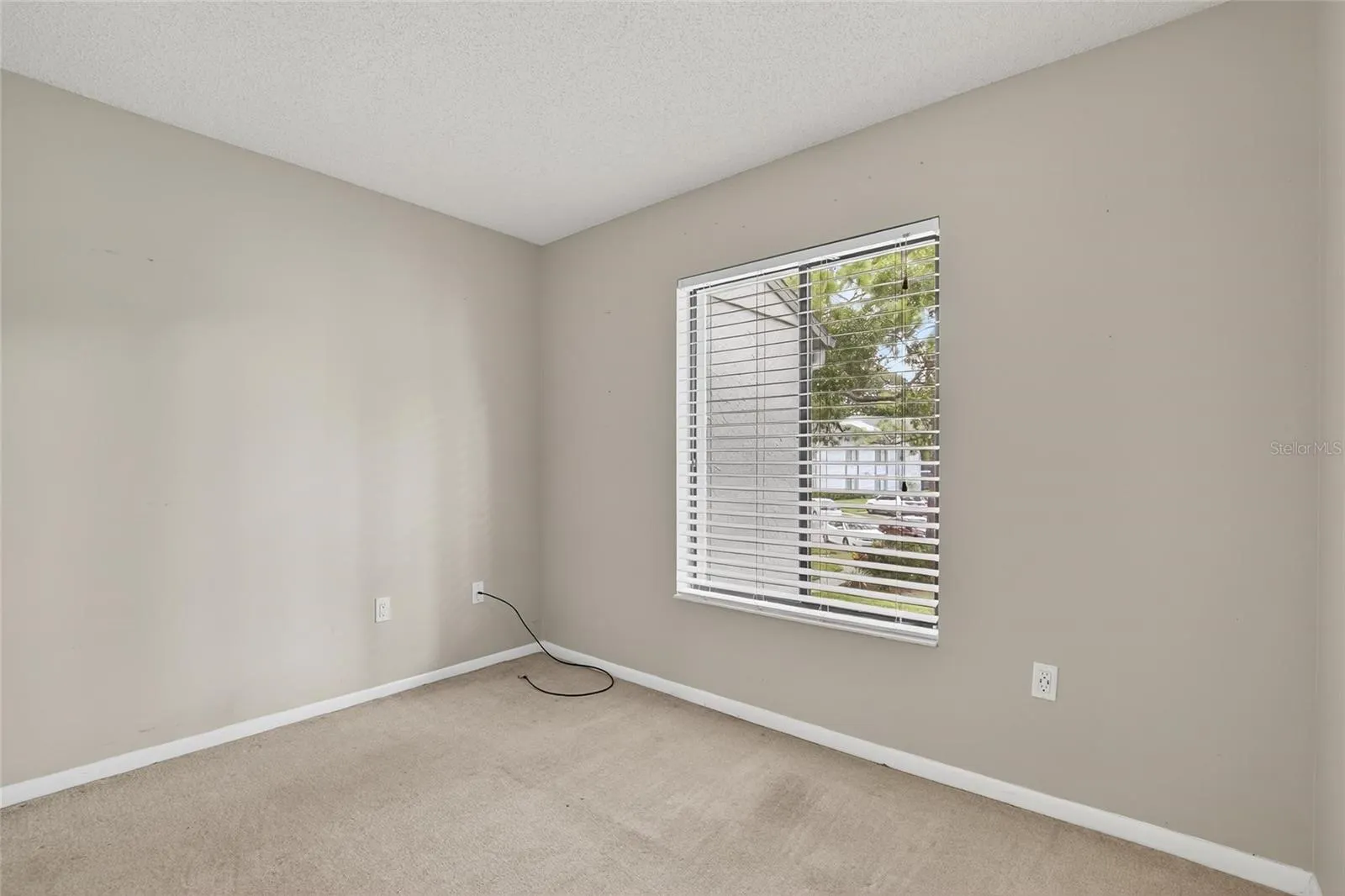 1225 PINE RIDGE CIR W #A2, #A2