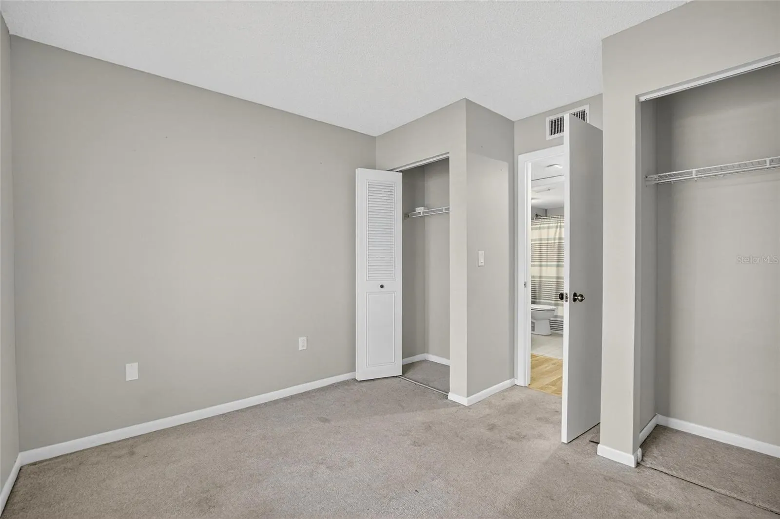 1225 PINE RIDGE CIR W #A2, #A2