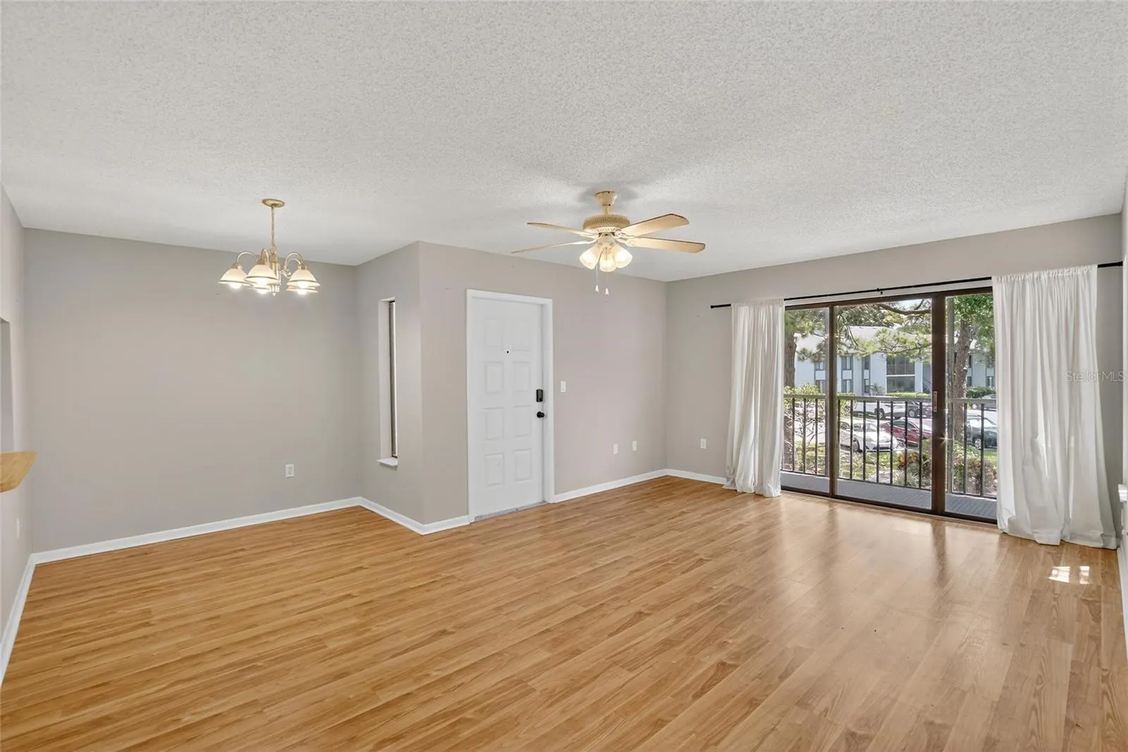 1225 PINE RIDGE CIR W #A2, #A2
