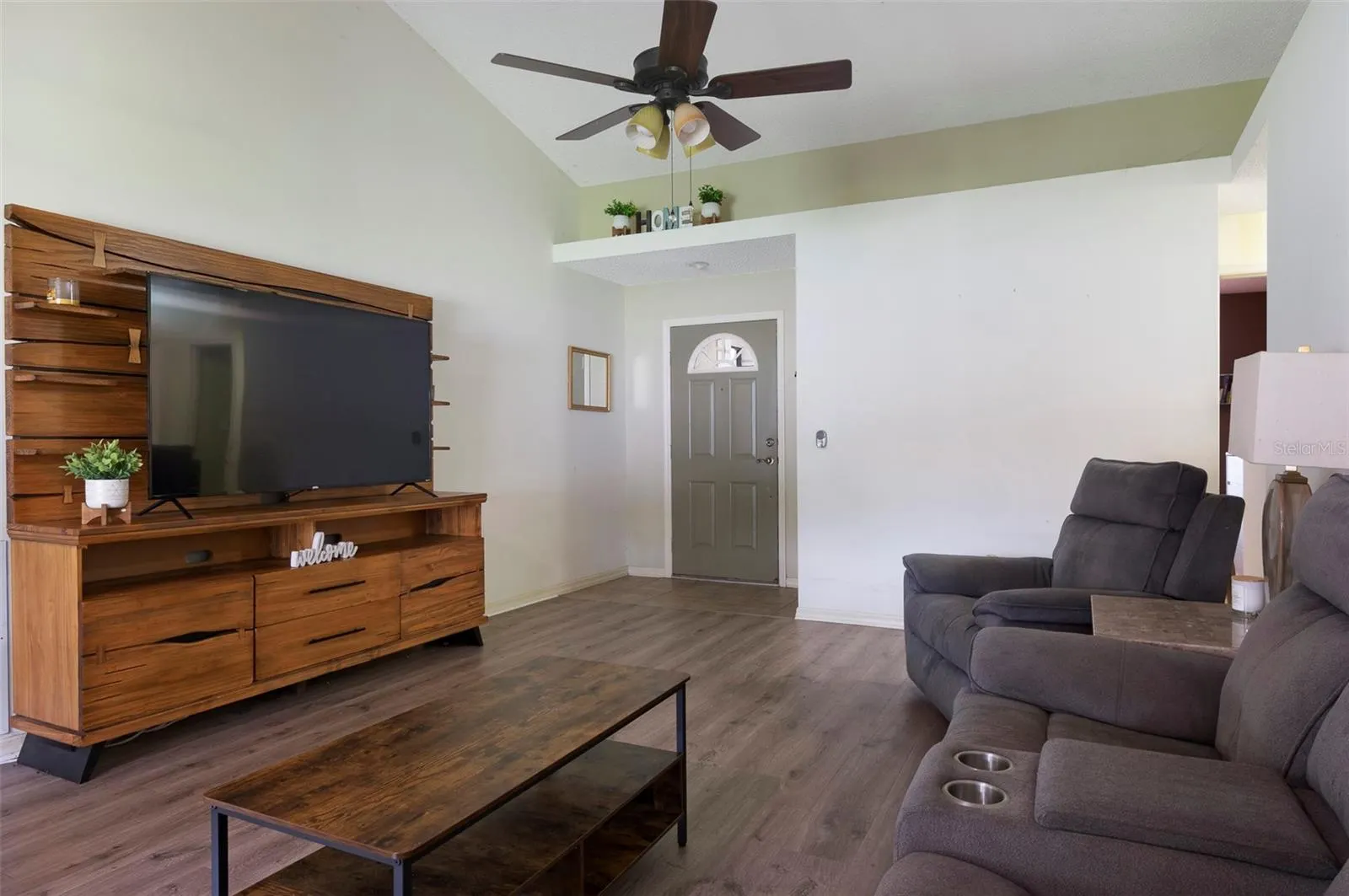 1052 MALLETWOOD DR