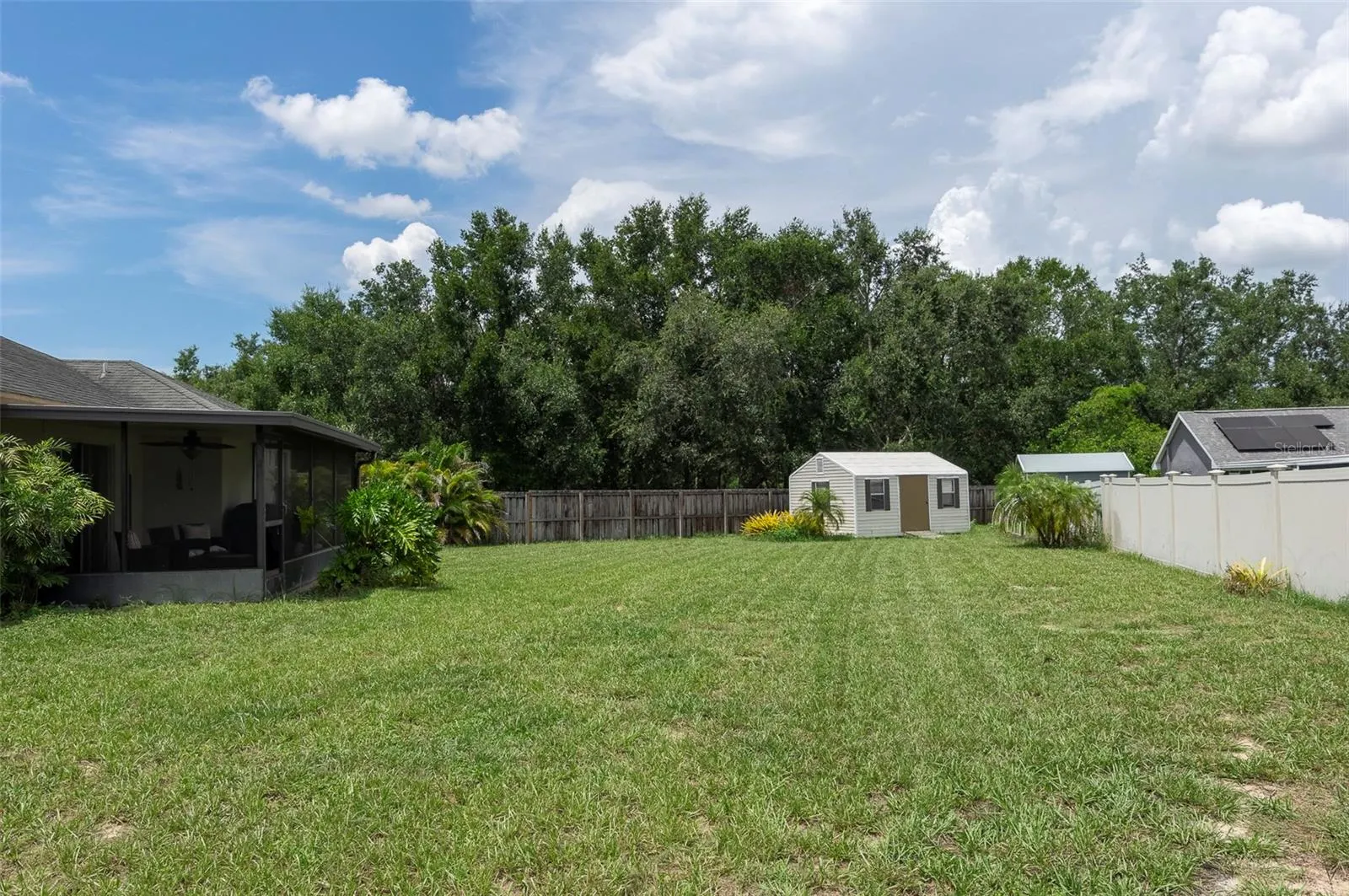 1052 MALLETWOOD DR