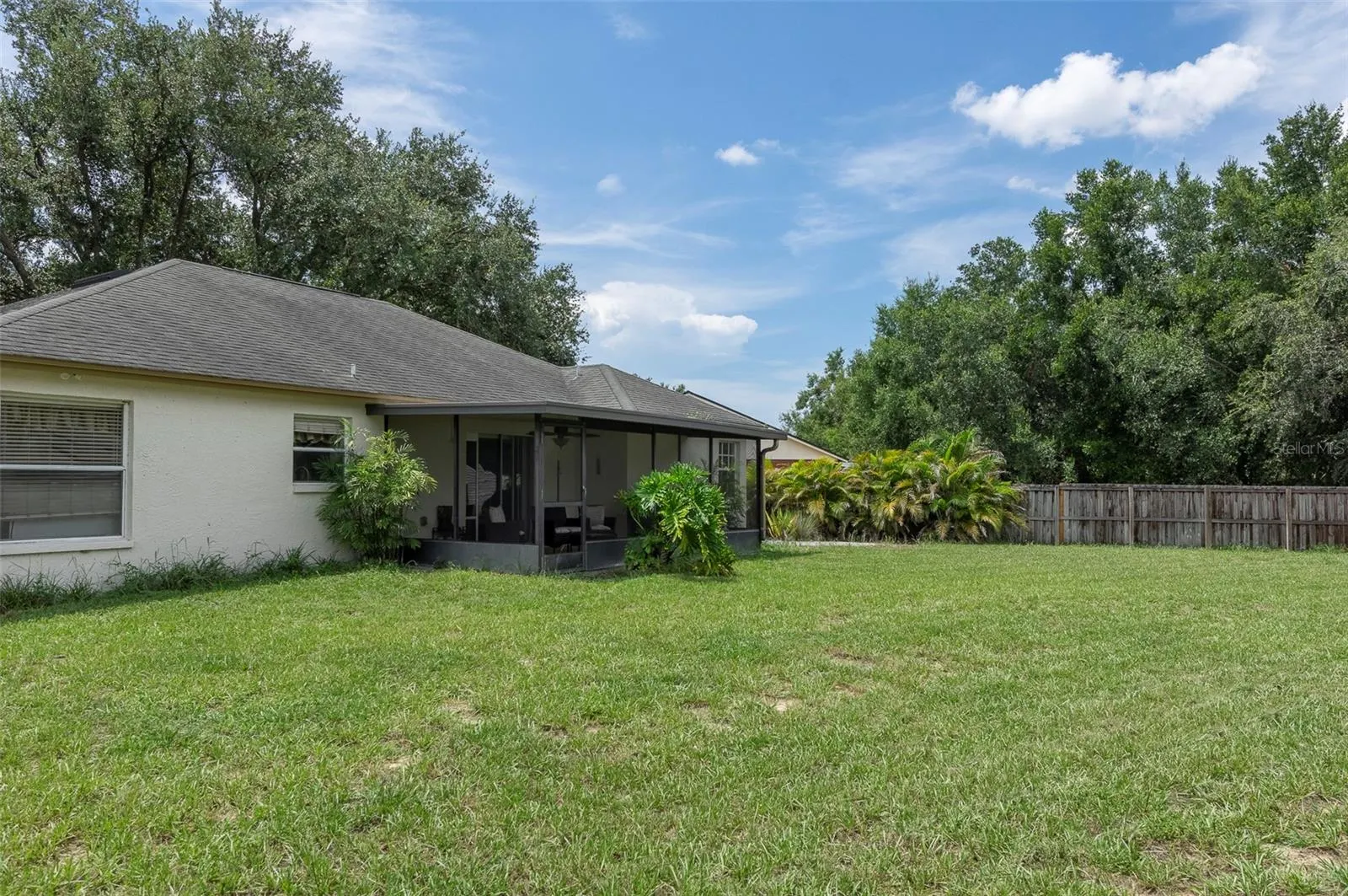 1052 MALLETWOOD DR