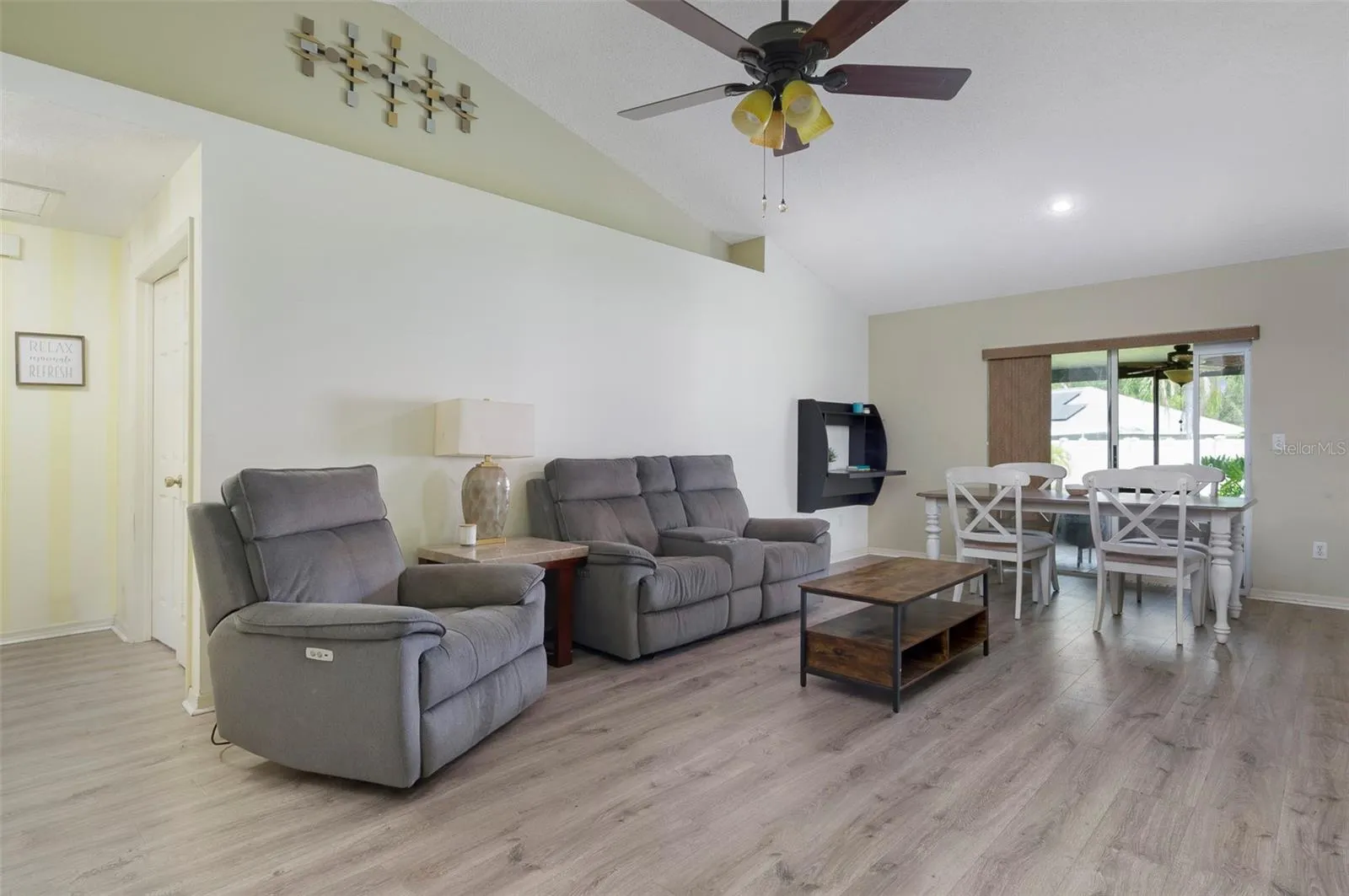 1052 MALLETWOOD DR