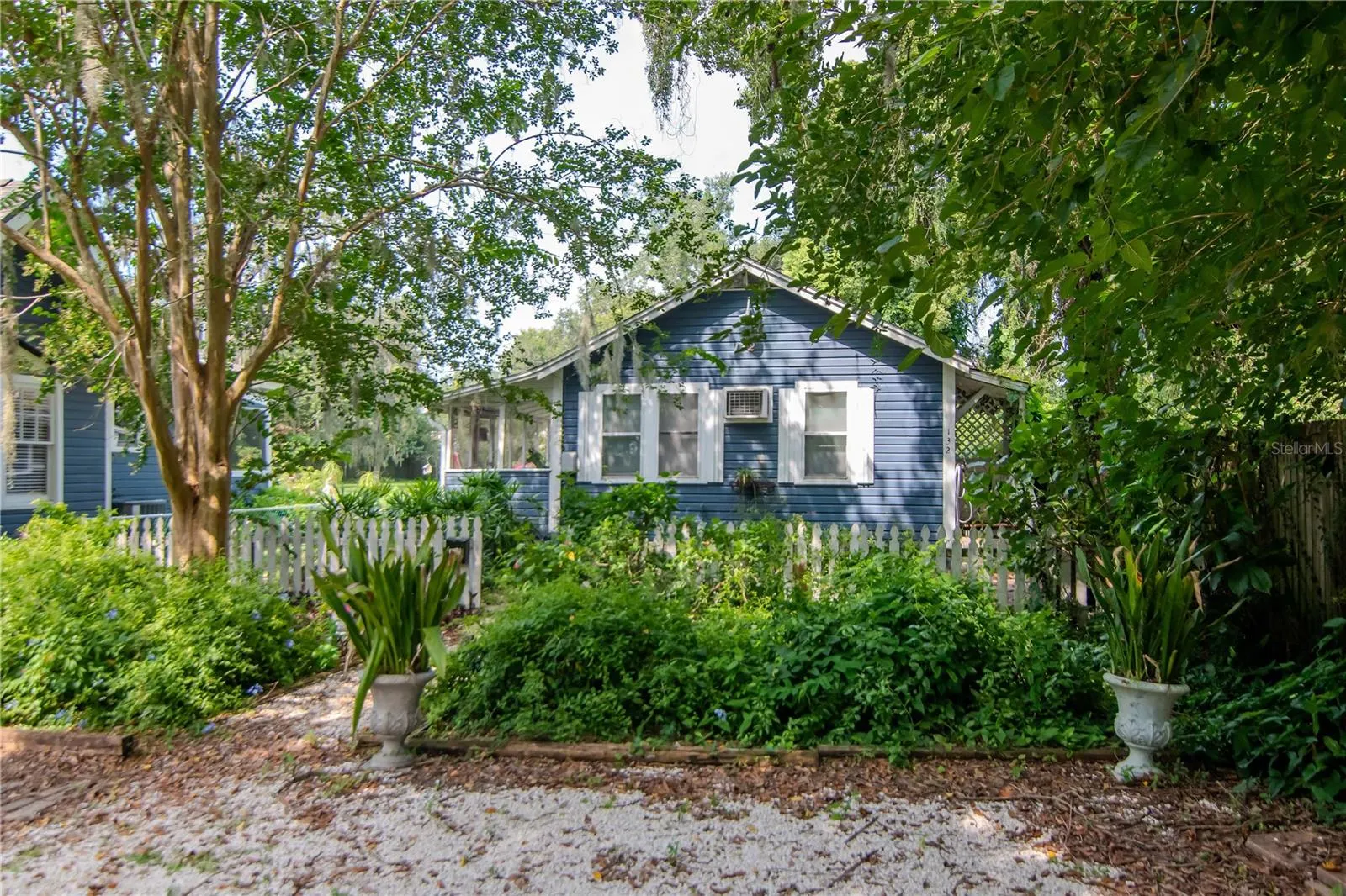 128 N MONTCLAIR AVE