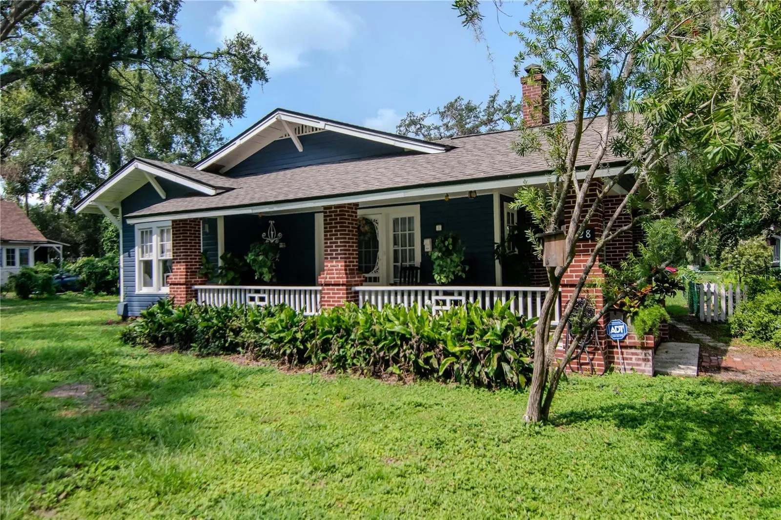 128 N MONTCLAIR AVE