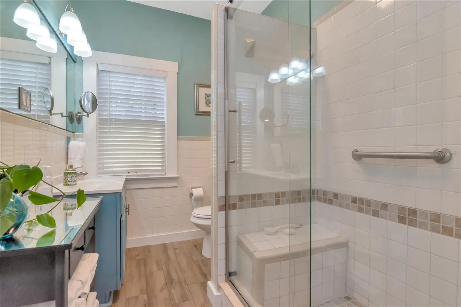 128 N MONTCLAIR AVE