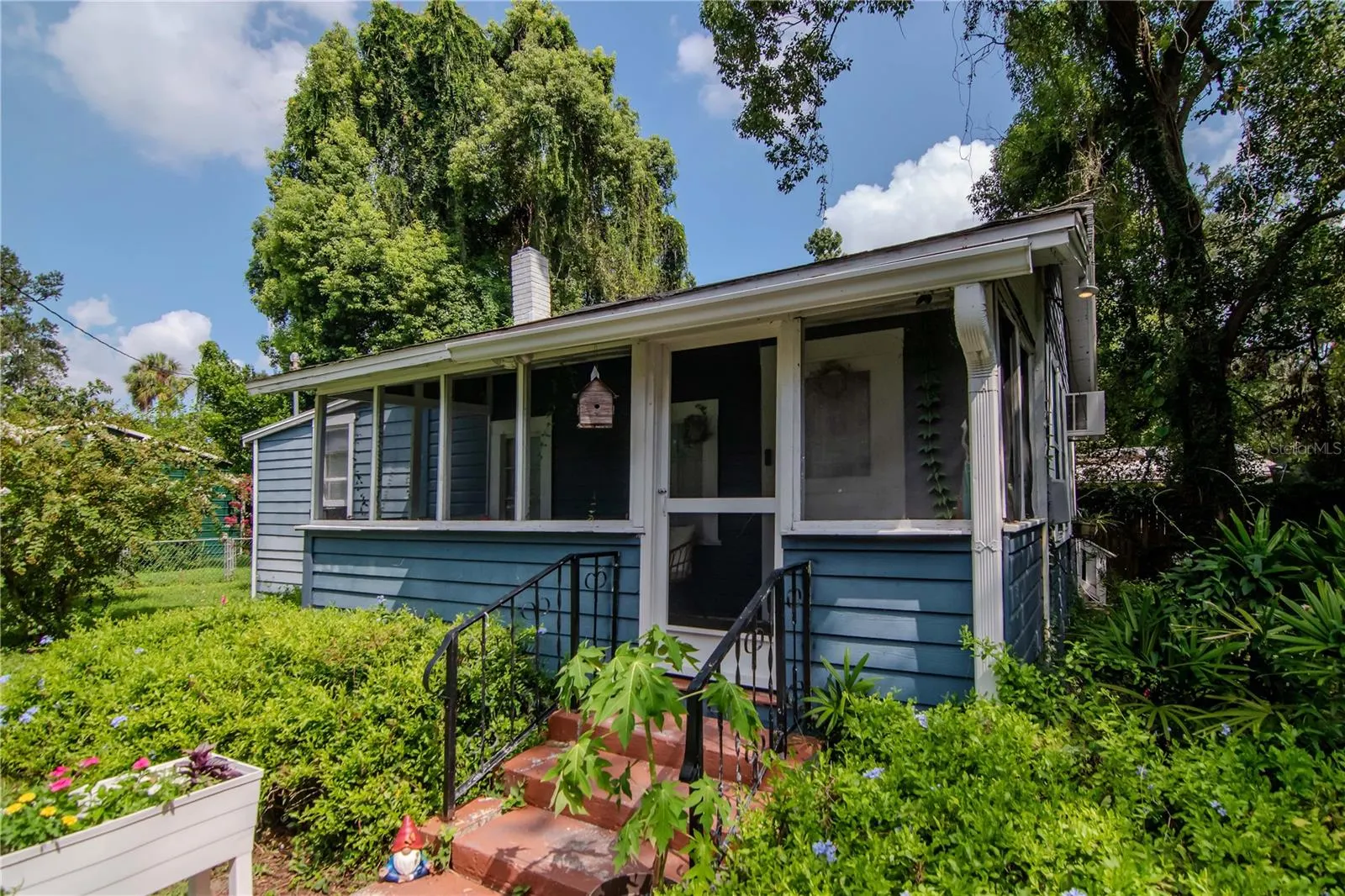 128 N MONTCLAIR AVE
