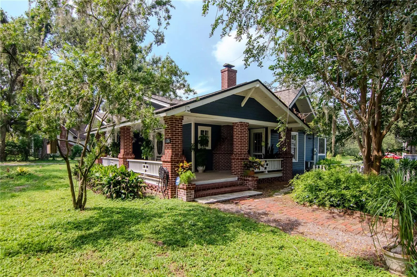 128 N MONTCLAIR AVE