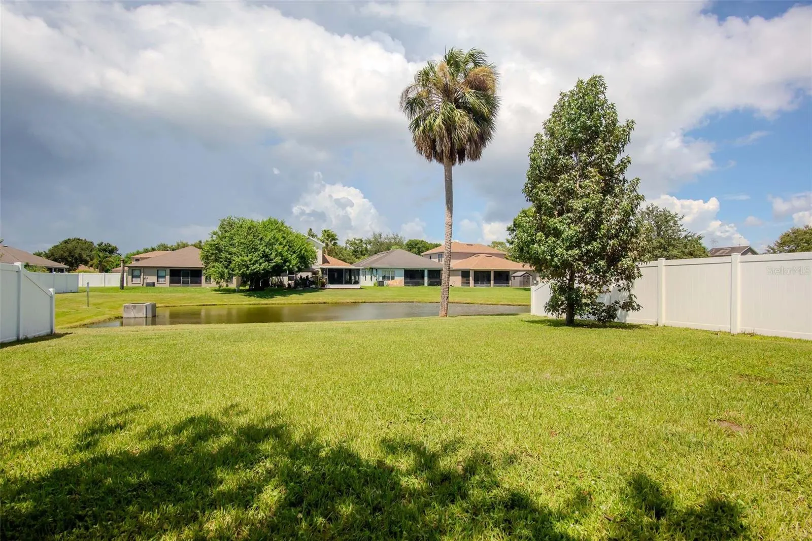 7708 TANGLE RUSH DR