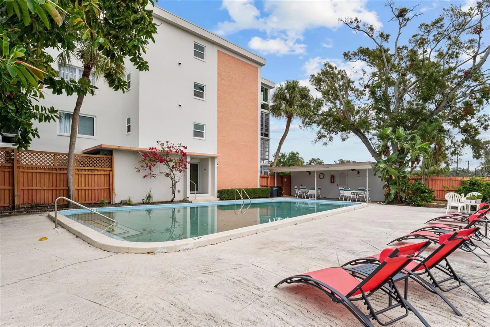 100 WAVERLY WAY #403, #403