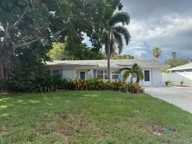 2186 SUNNYSIDE PL