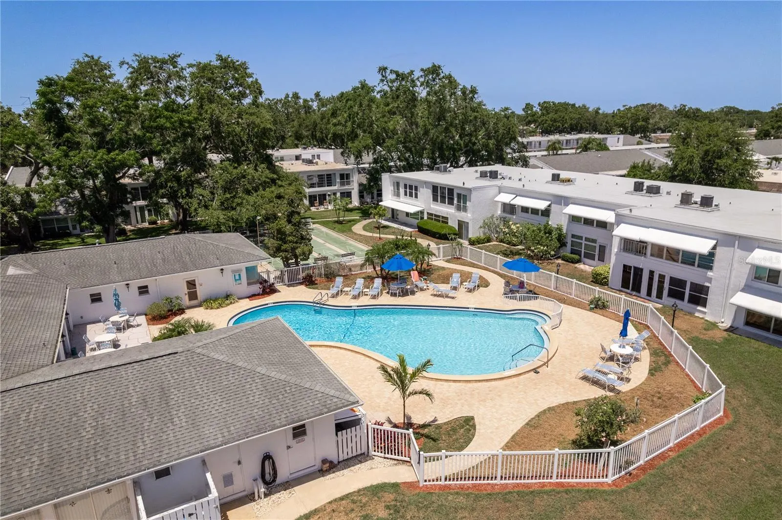 1655 S HIGHLAND AVE #J289, #J289