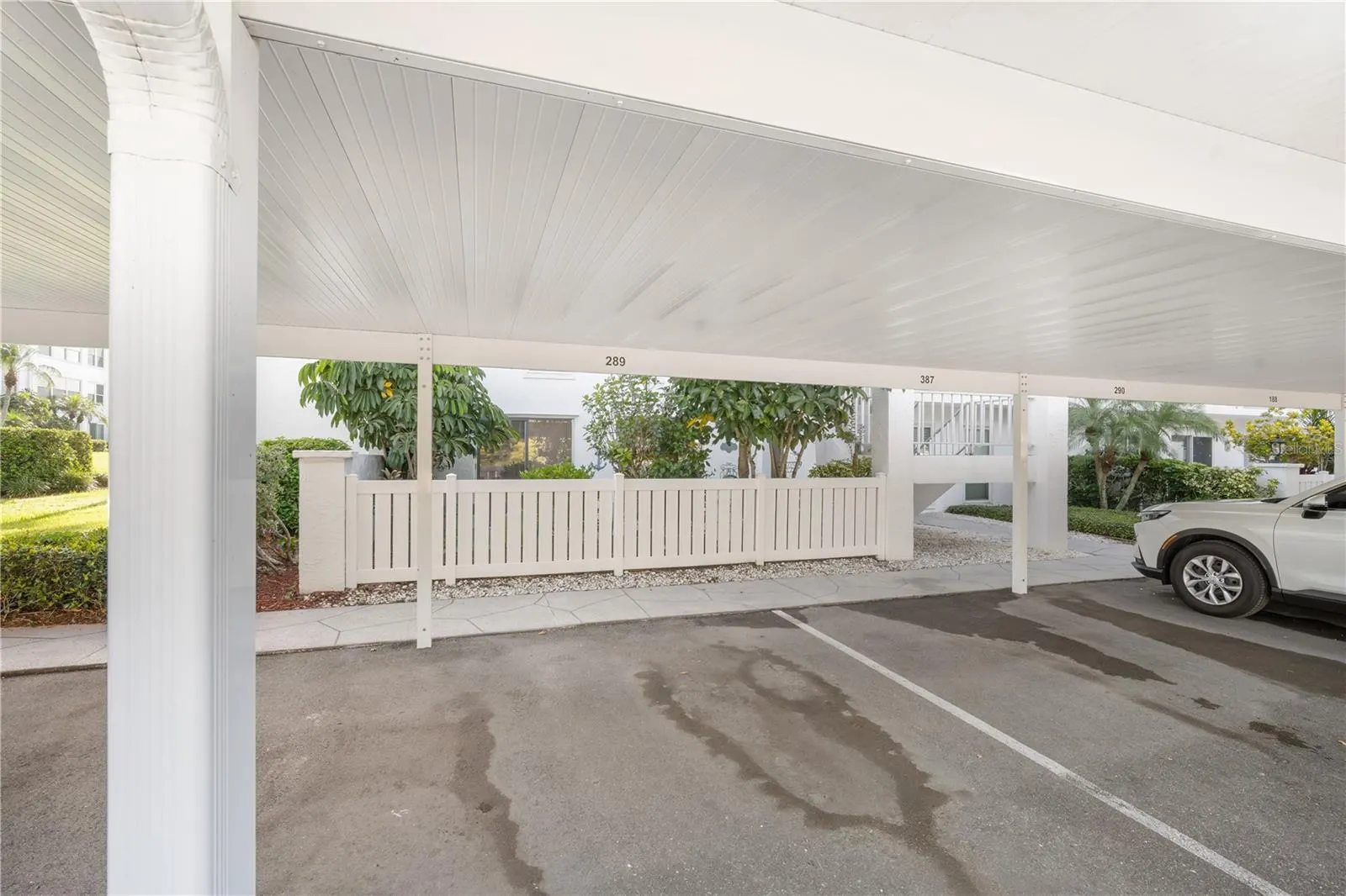 1655 S HIGHLAND AVE #J289, #J289