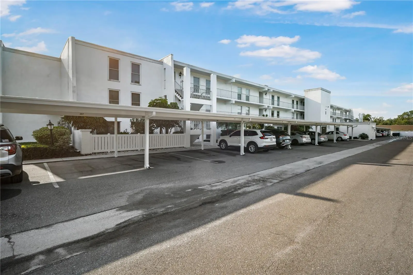 1655 S HIGHLAND AVE #J289, #J289