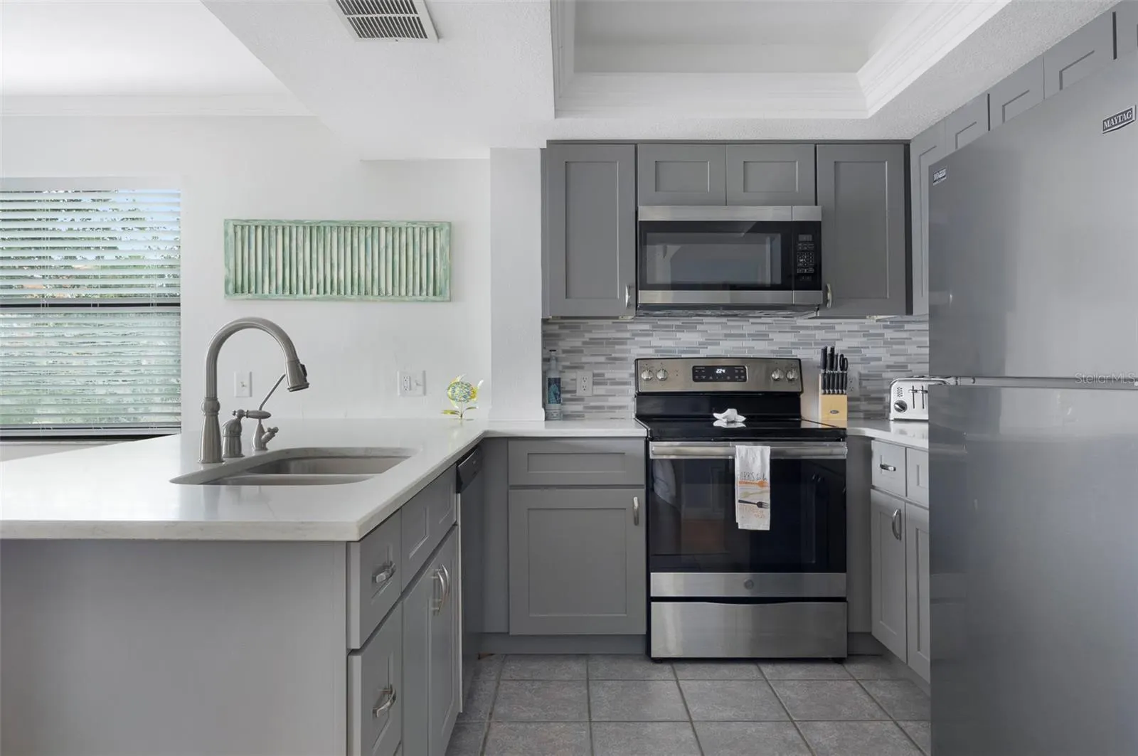 2109 GULF BLVD #1B, #1B