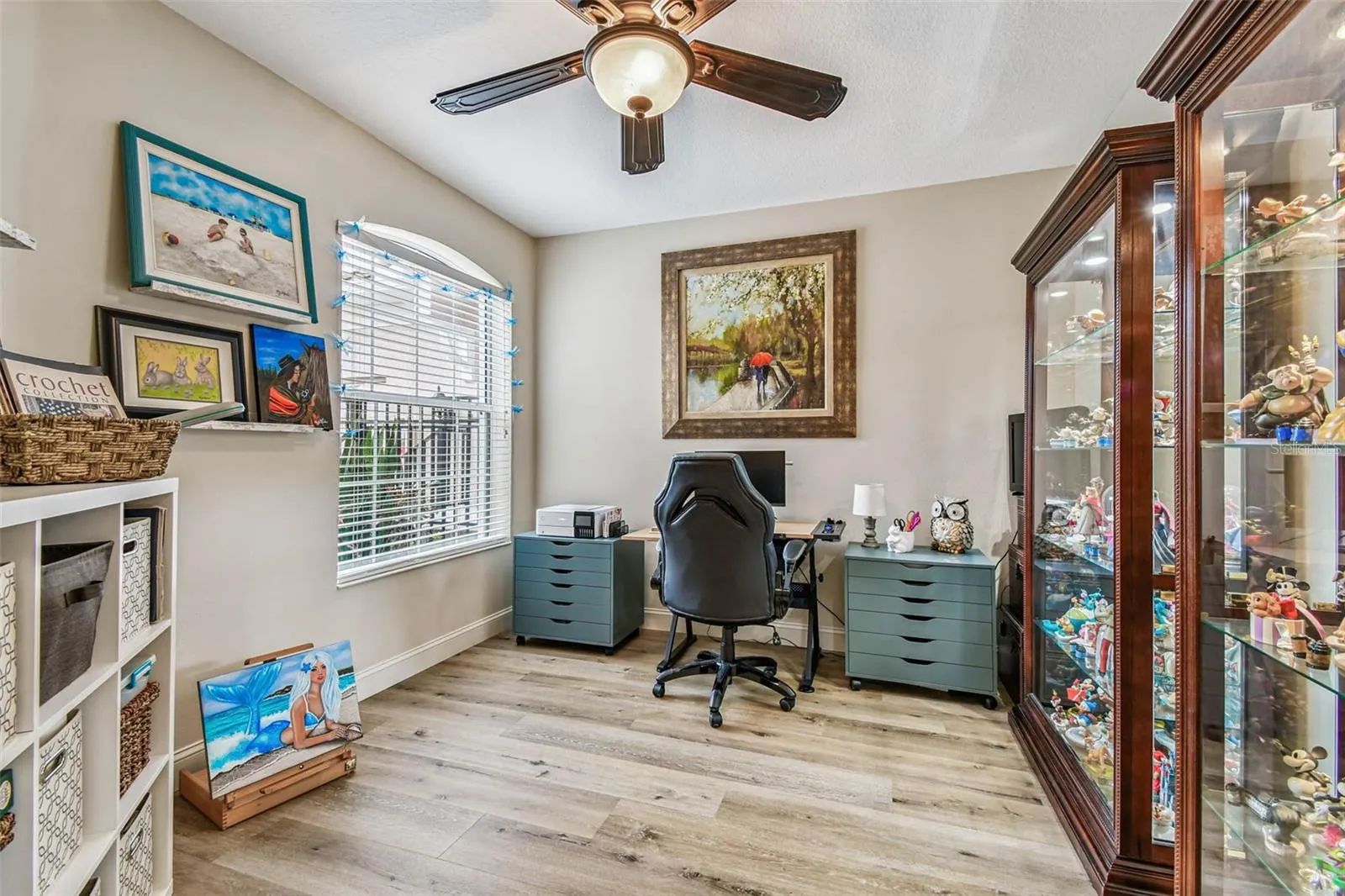 826 LANTERN WAY #103, #103