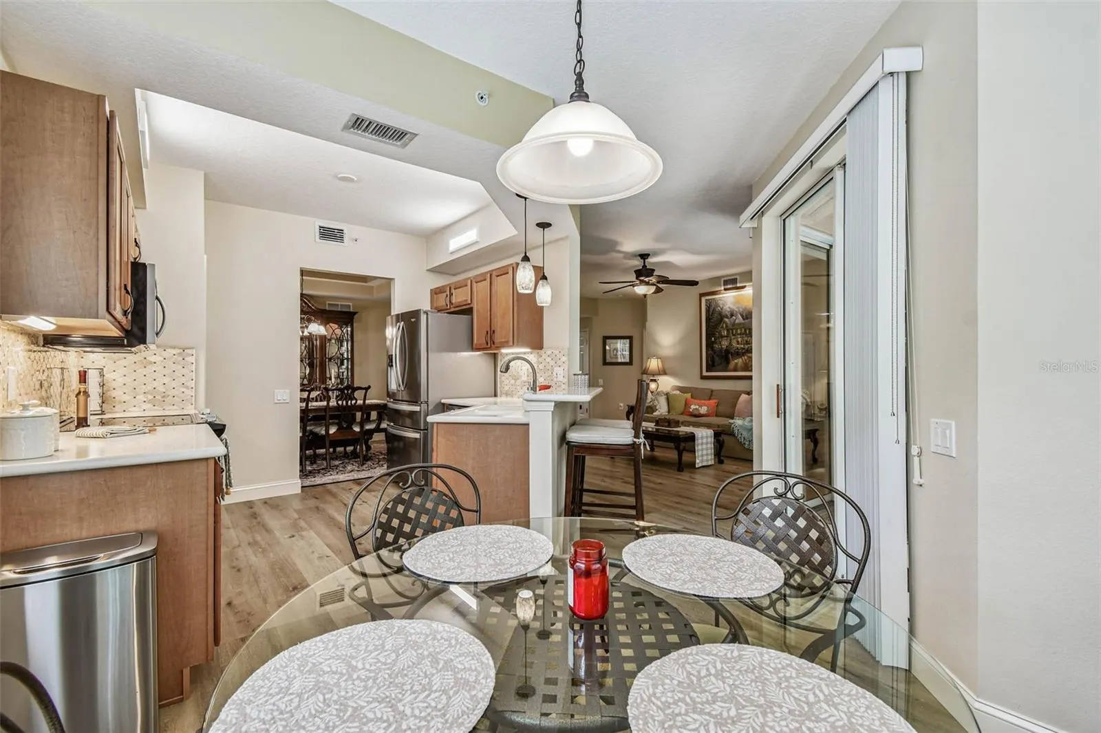 826 LANTERN WAY #103, #103