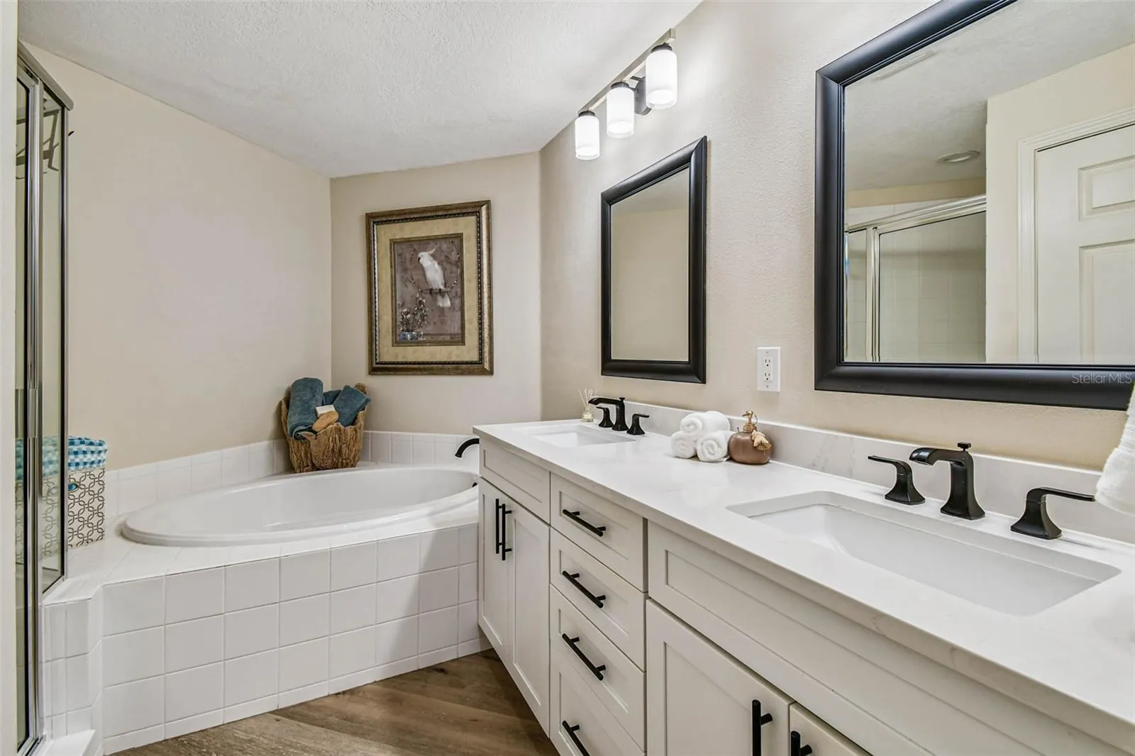 826 LANTERN WAY #103, #103