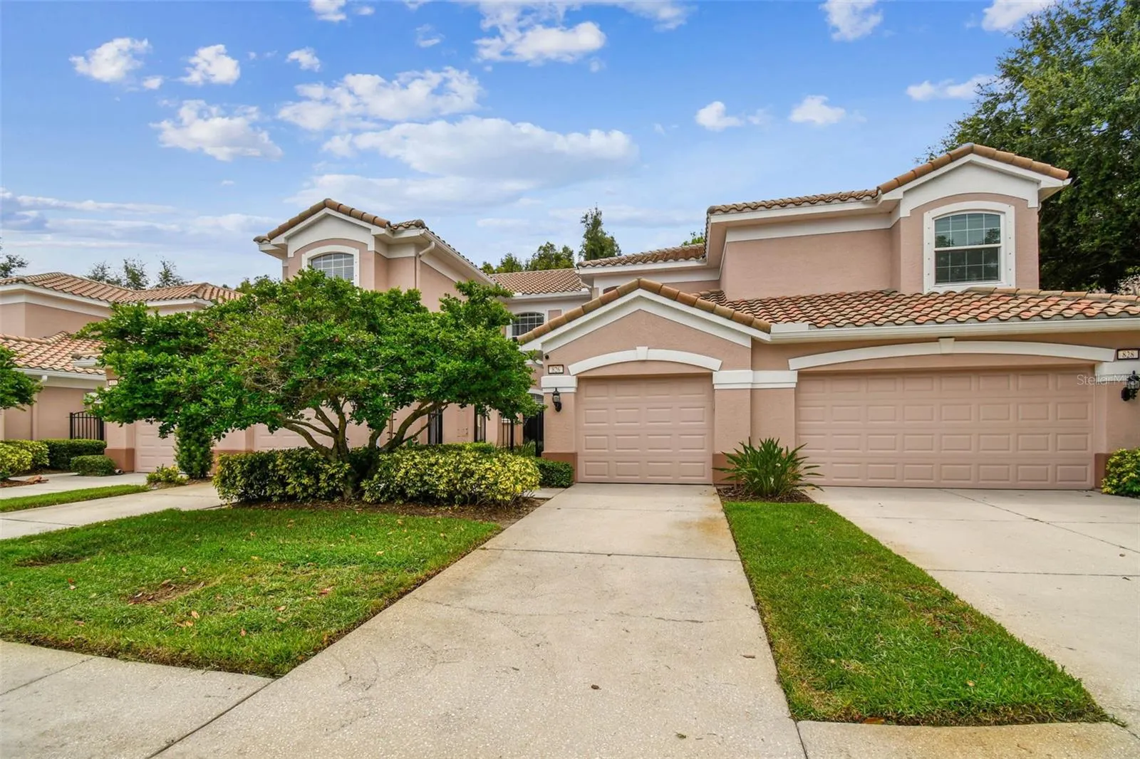 826 LANTERN WAY #103, #103