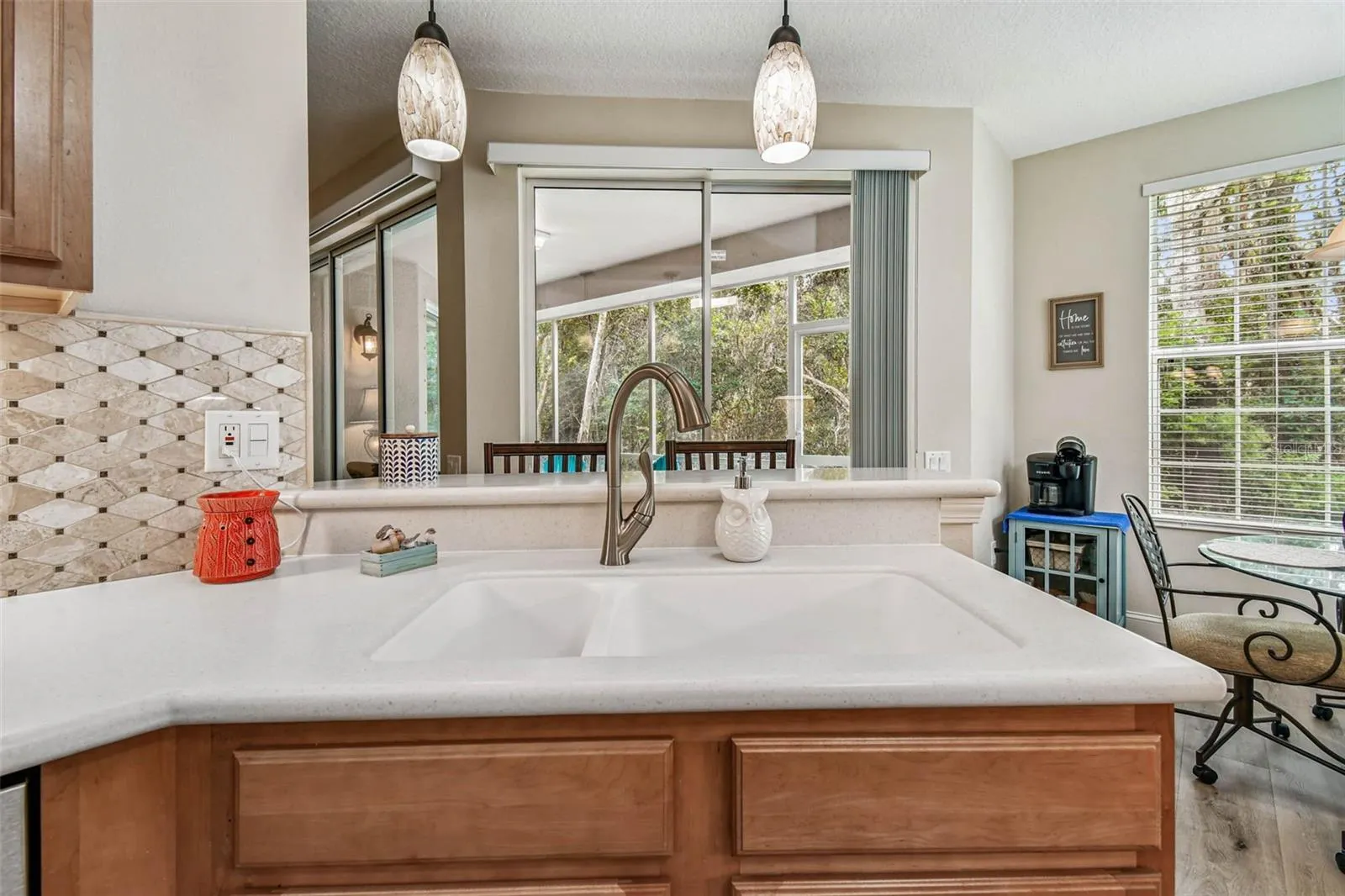 826 LANTERN WAY #103, #103