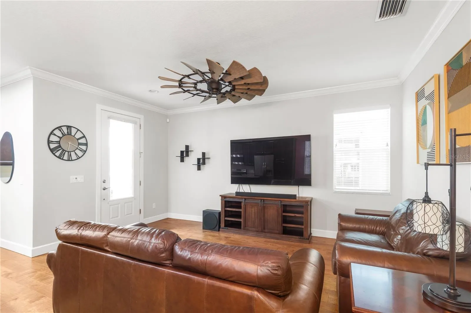 743 JETSTAR LN