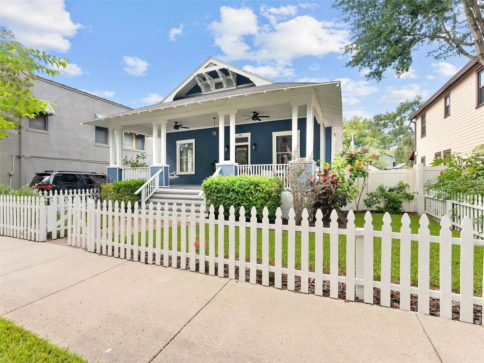 306 E ROSS AVE