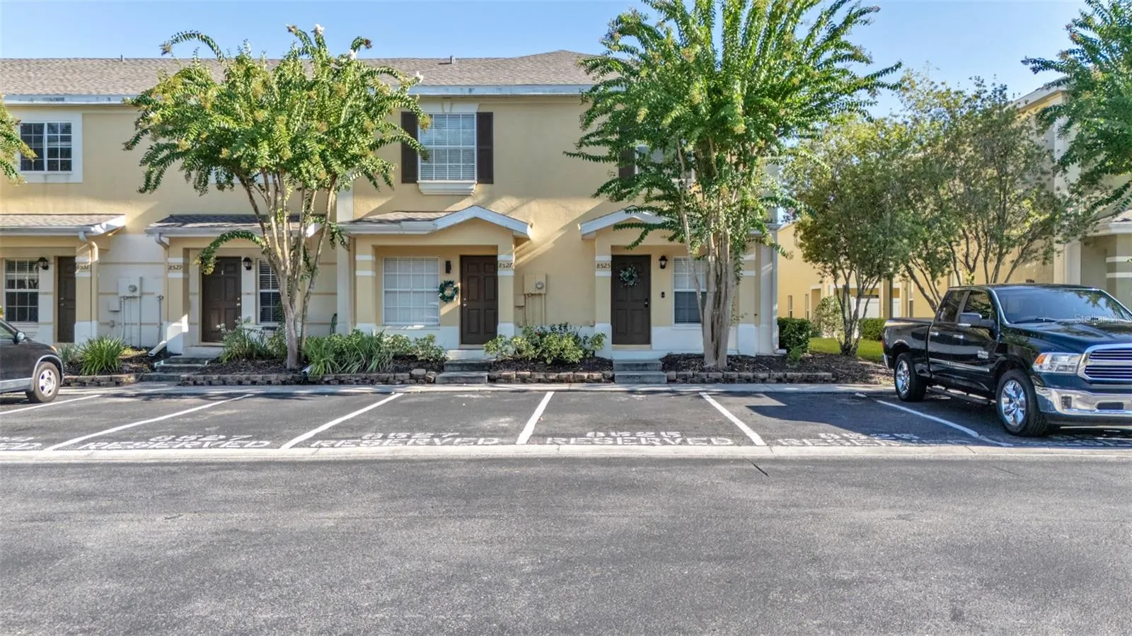 8525 TRAIL WIND DR