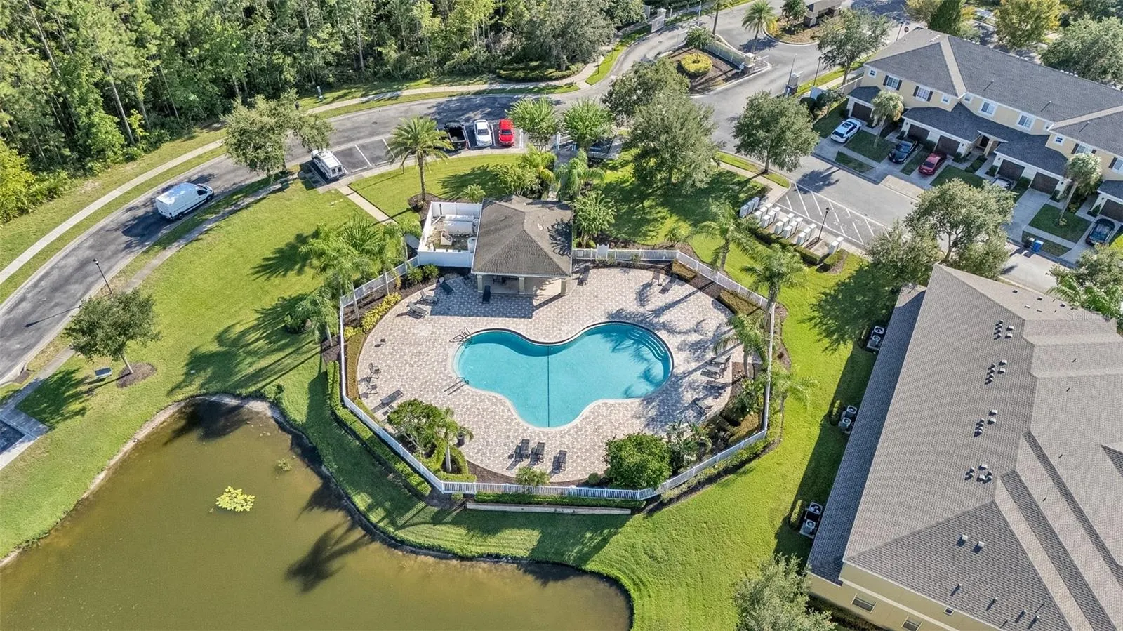 8525 TRAIL WIND DR
