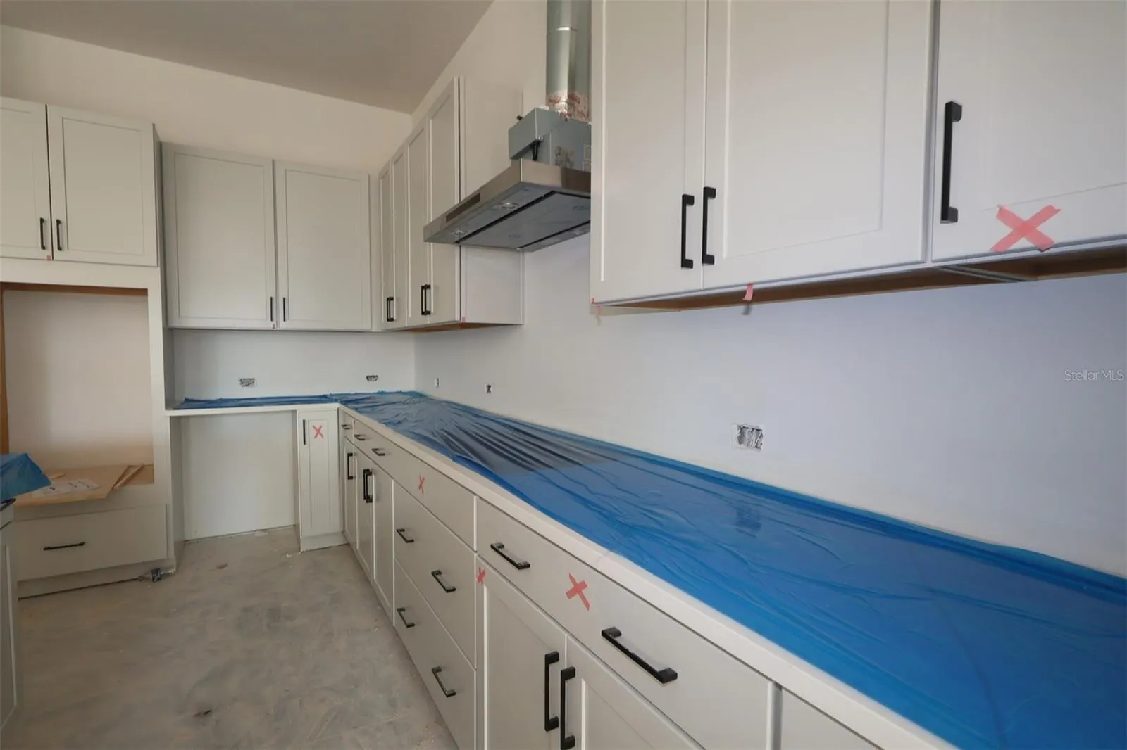 1606 RUNNING TIDE PL