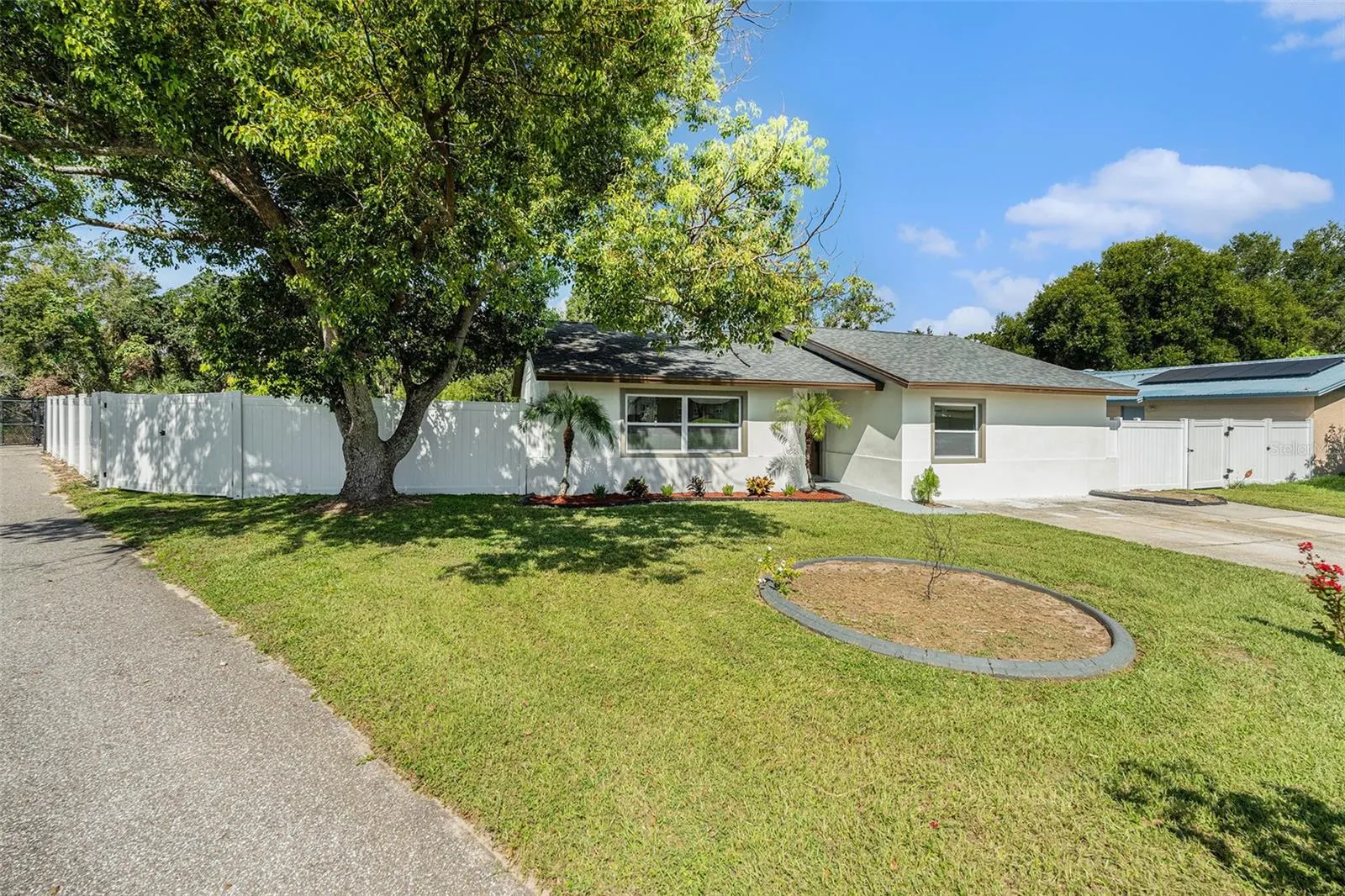 3707 COPPERTREE CIR