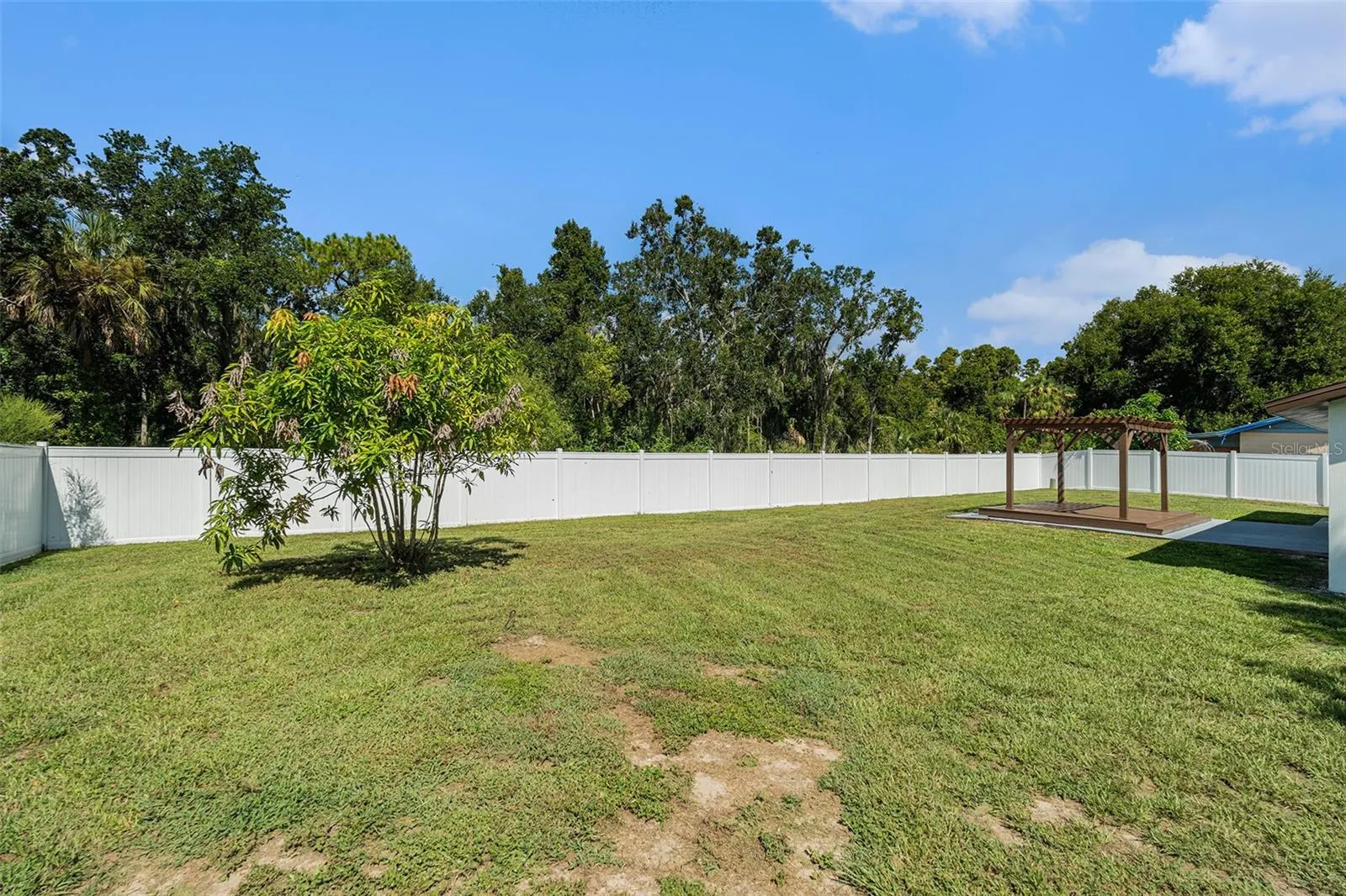 3707 COPPERTREE CIR