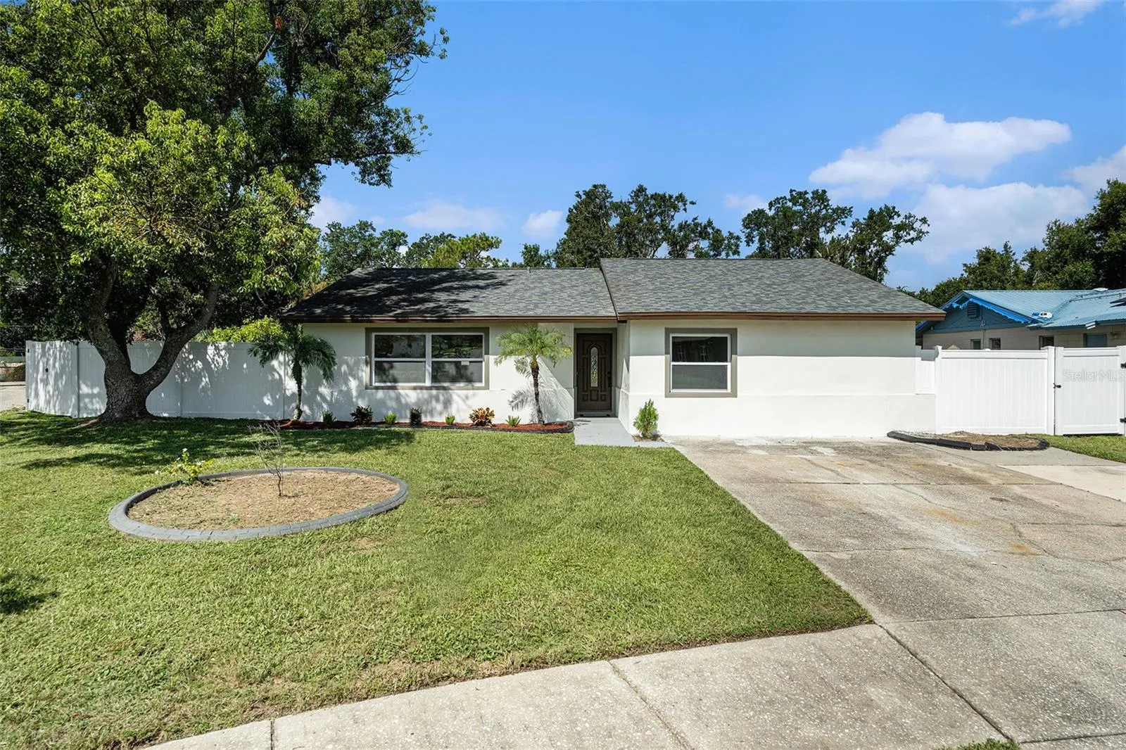 3707 COPPERTREE CIR
