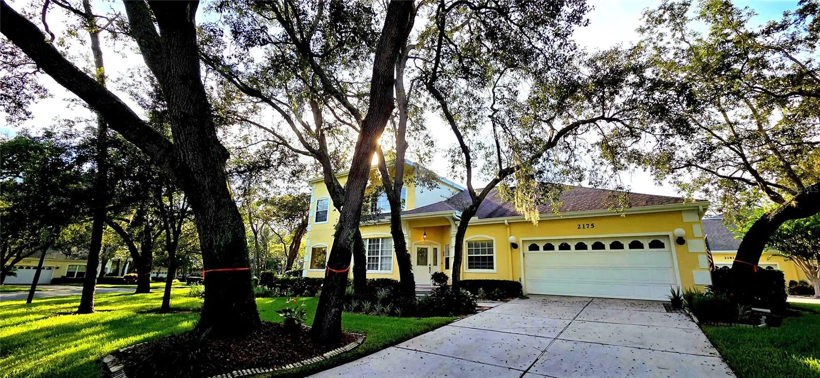 2175 OAK FOREST LN