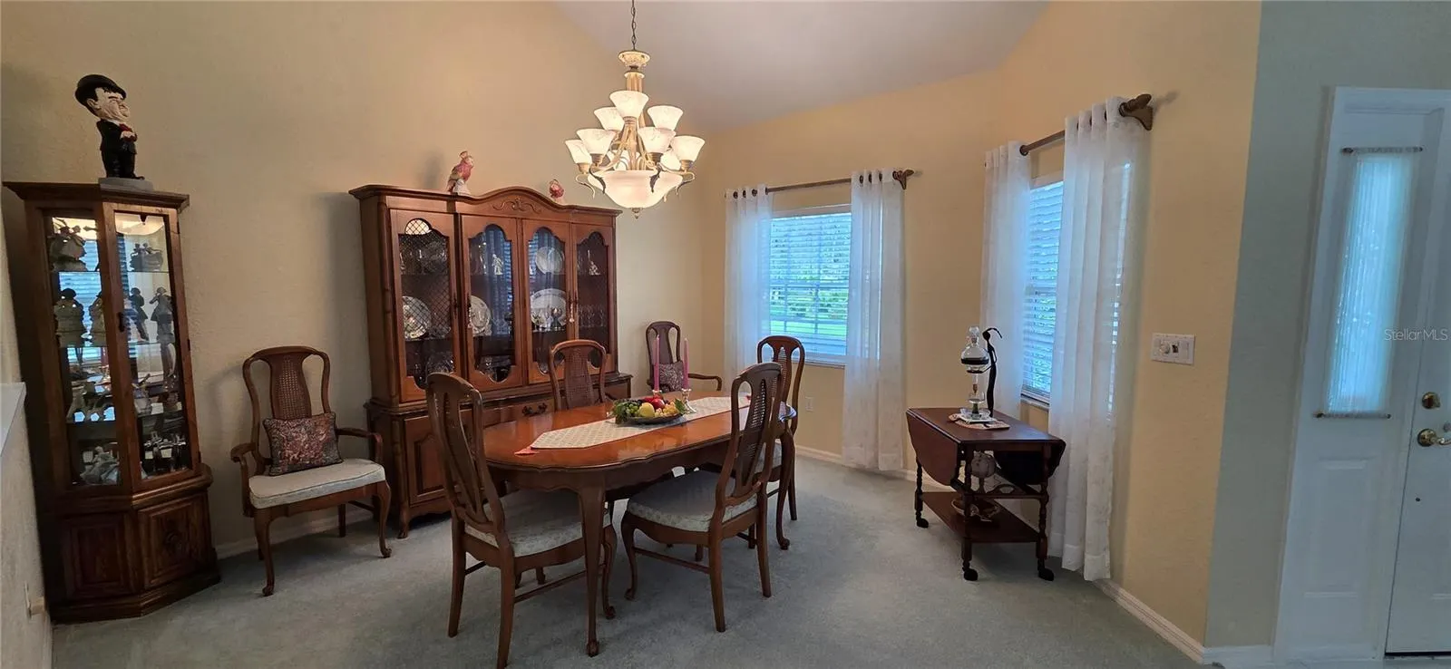 2175 OAK FOREST LN