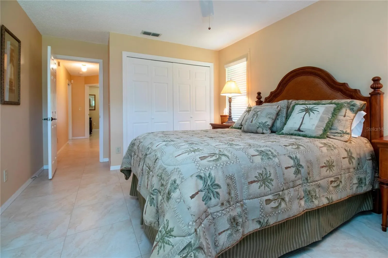 2039 BERRY ROBERTS DR