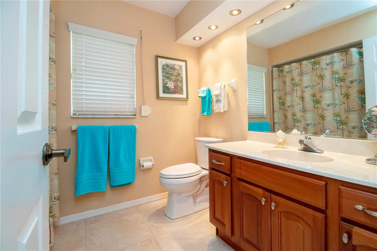 2039 BERRY ROBERTS DR