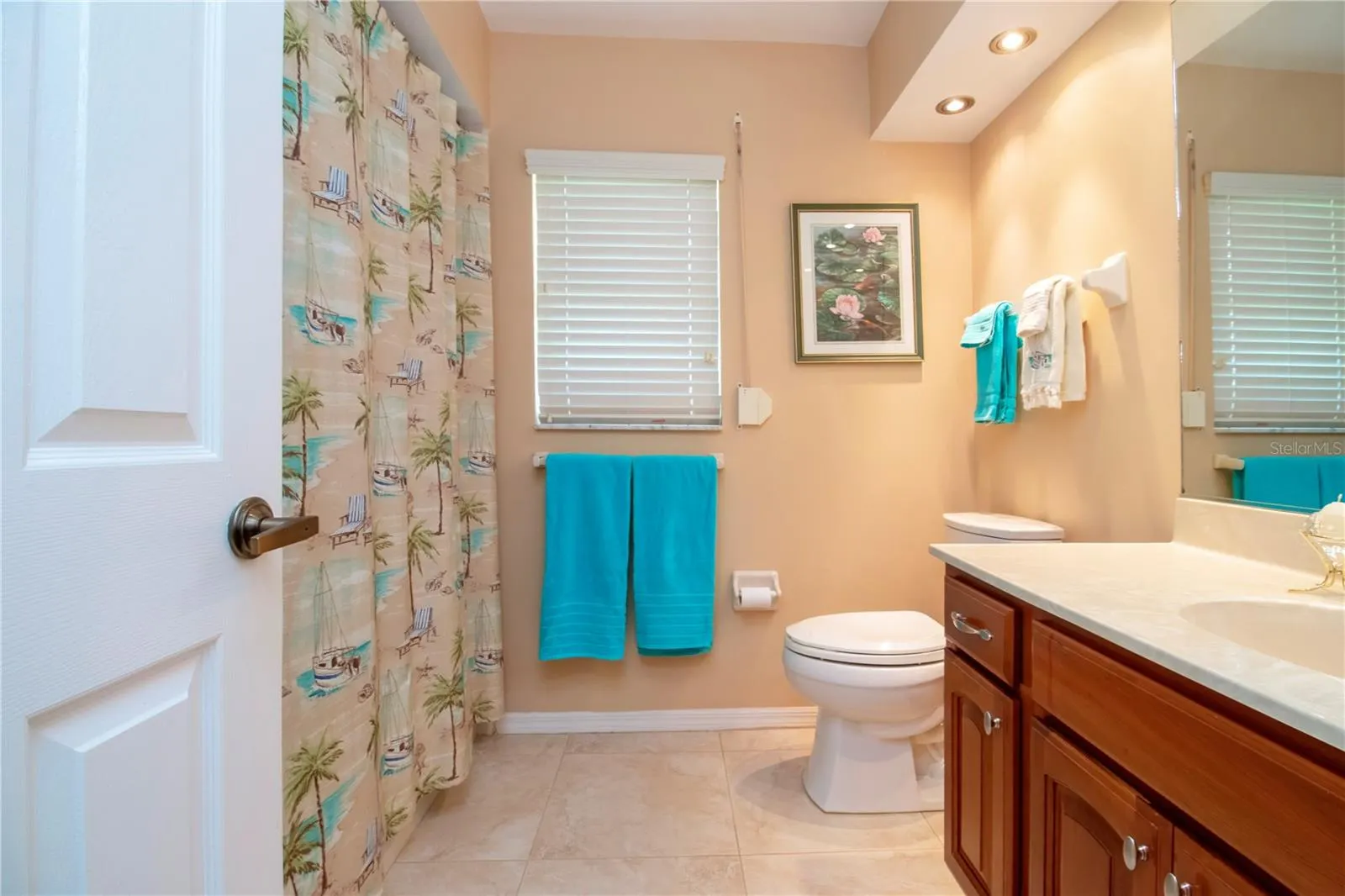 2039 BERRY ROBERTS DR