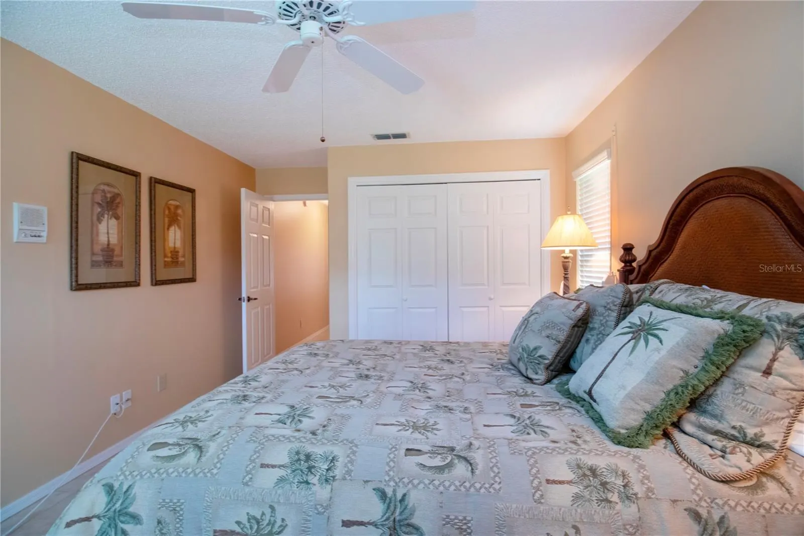 2039 BERRY ROBERTS DR